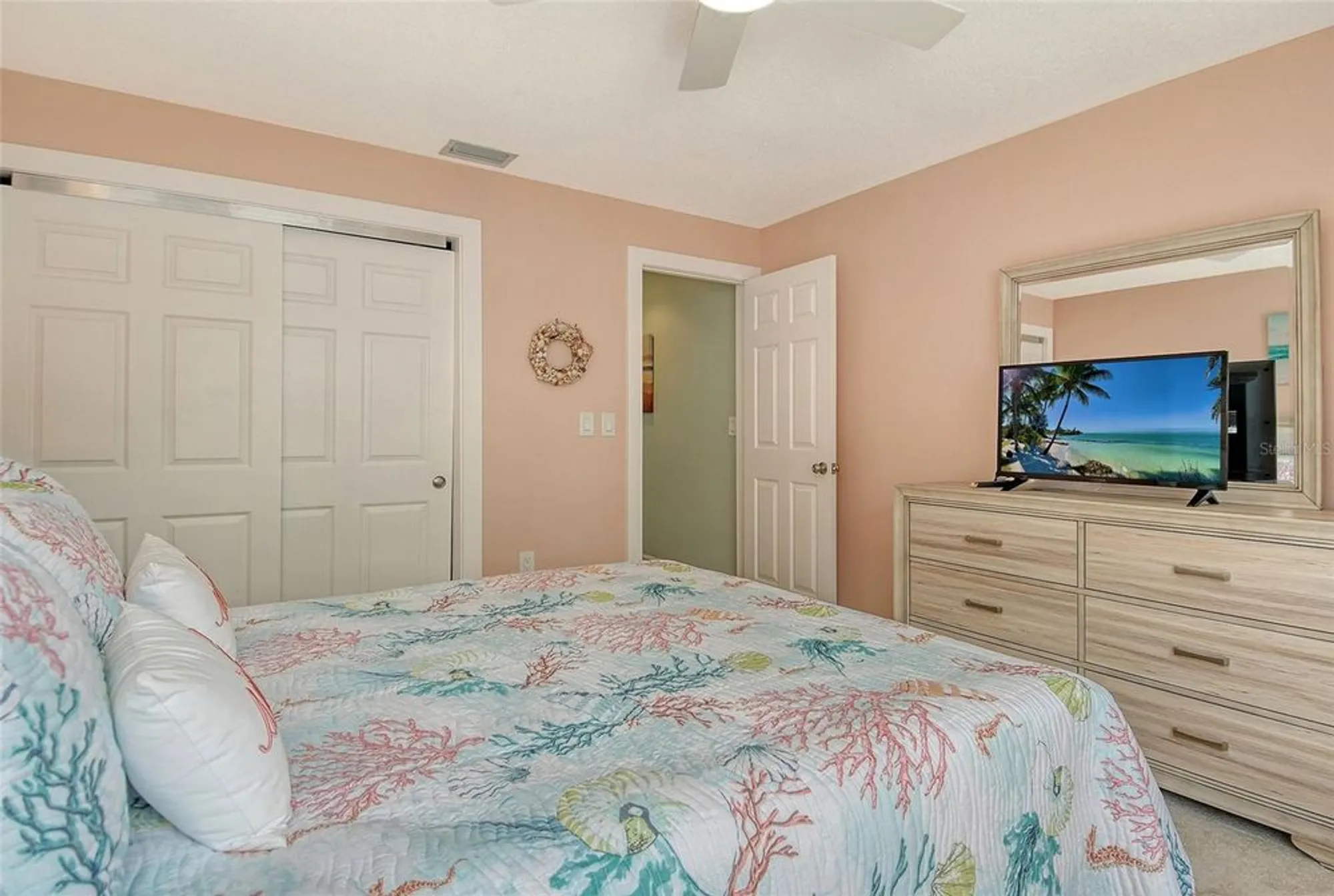 Property Slideshow image 30 of 68 | 143 whispering sands dr # v30, Sarasota, FL, 34242