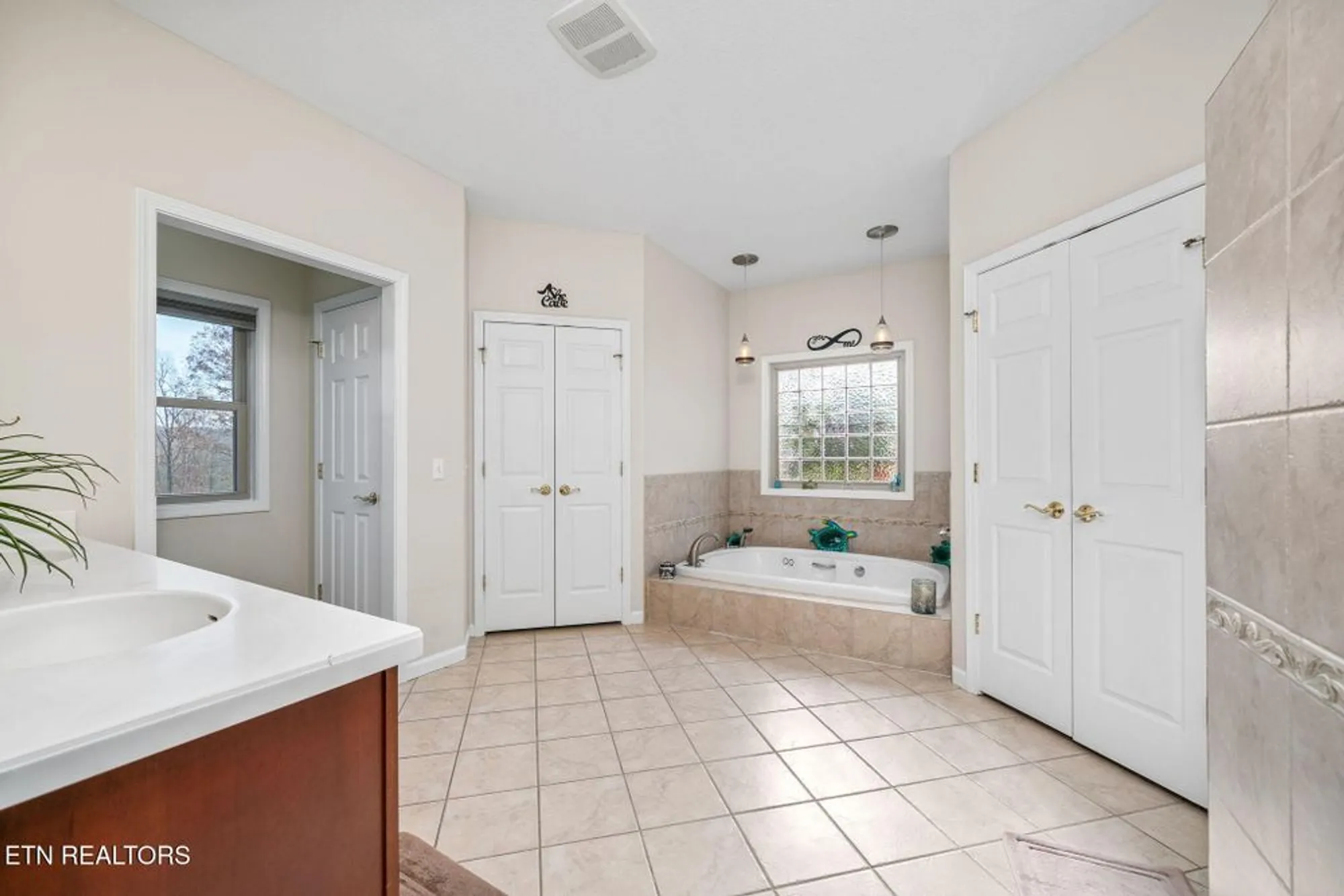 Property Slideshow image 30 of 60 | 120 valarian dr, Crossville, TN, 38558