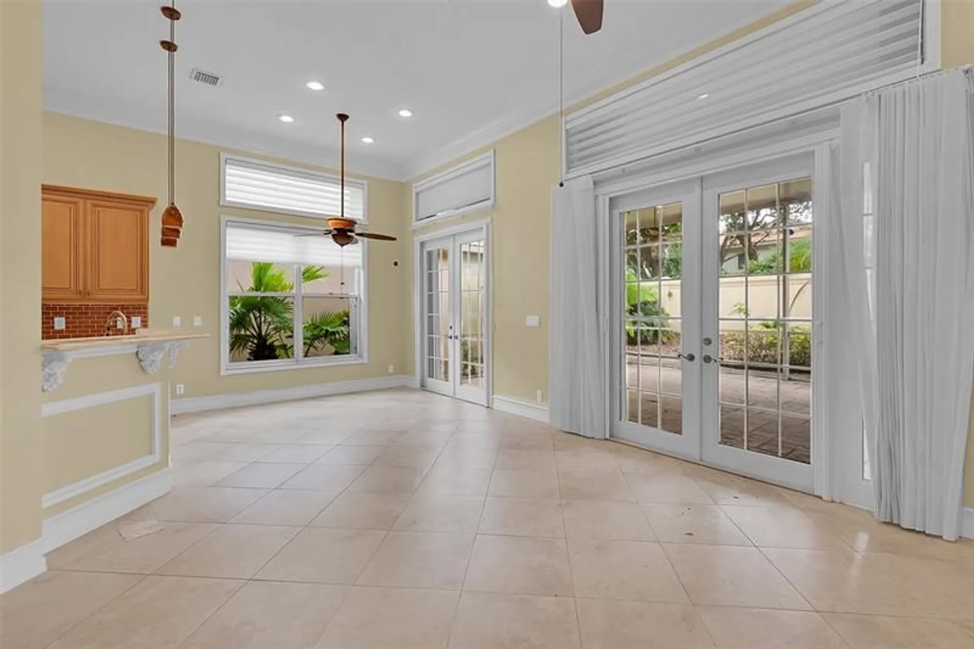 Property Slideshow image 7 of 61 | 7200 veneto dr, Boynton Beach, FL, 33437