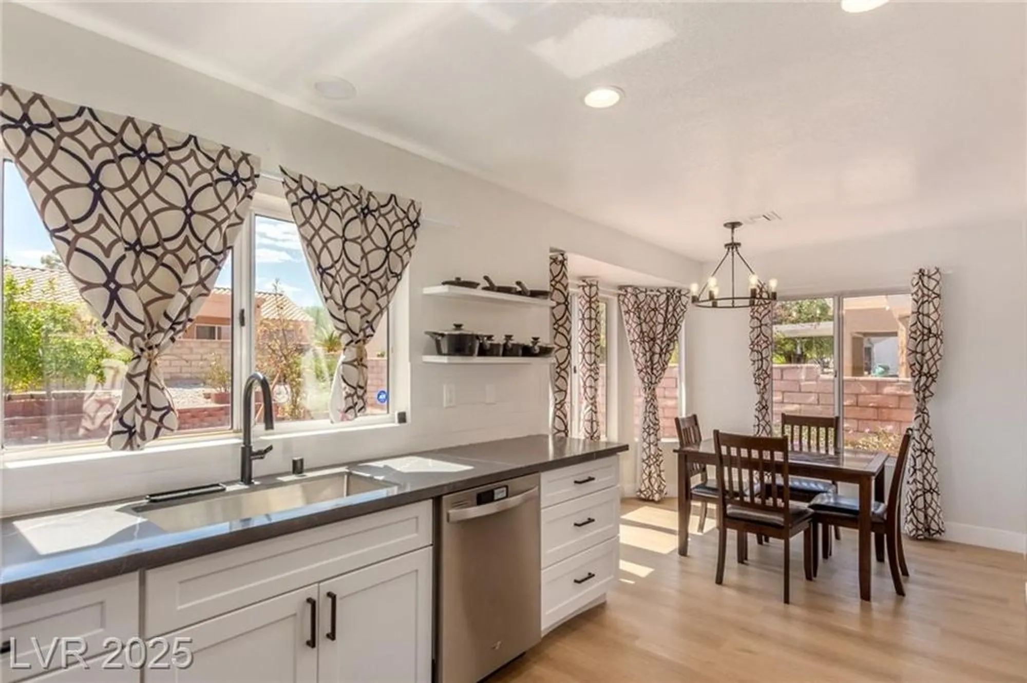 Property Slideshow image 18 of 42 | 8705 villa ridge dr, Las Vegas, NV, 89134