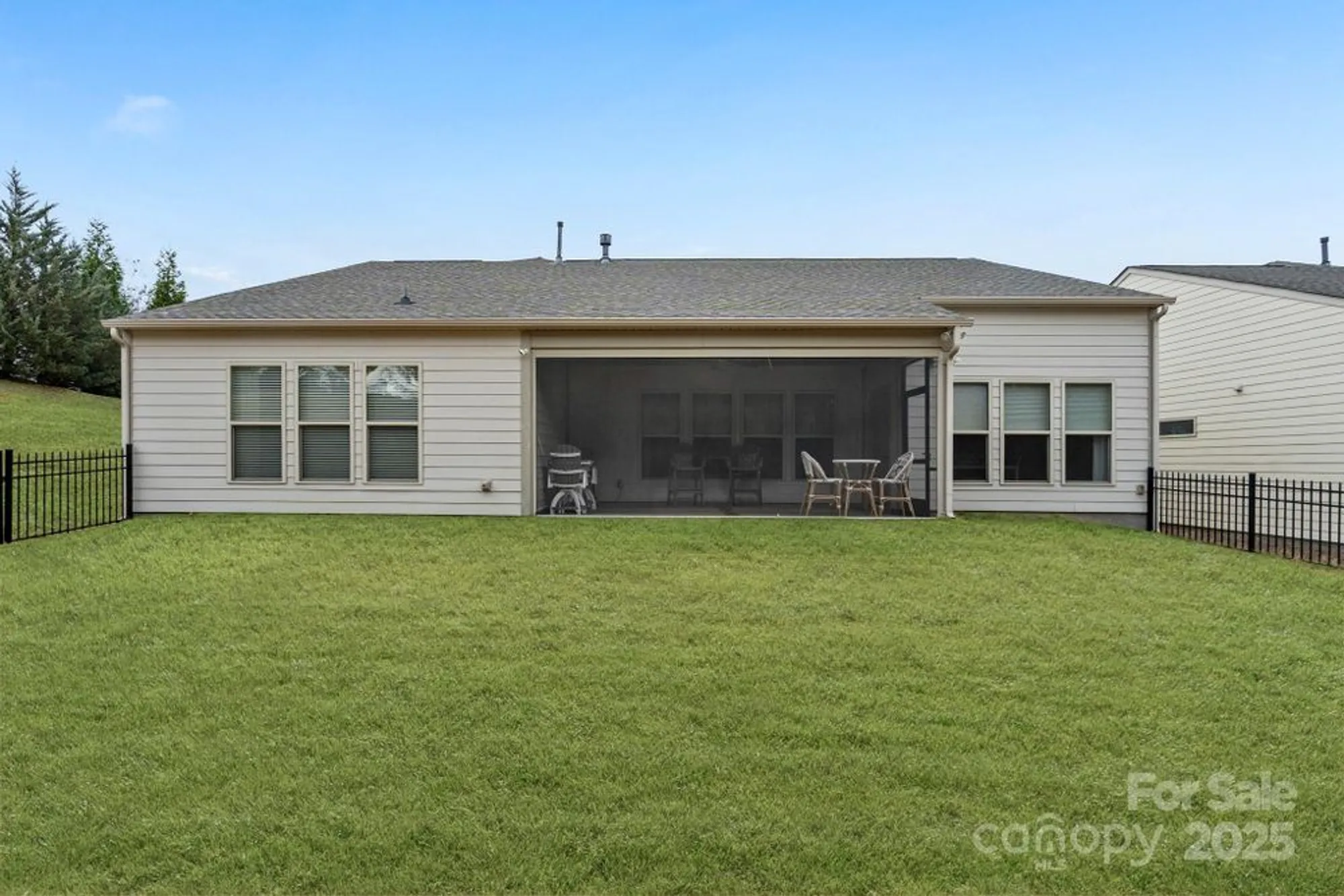 Property Slideshow image 33 of 41 | 310 burr ct, Fort Mill, SC, 29715