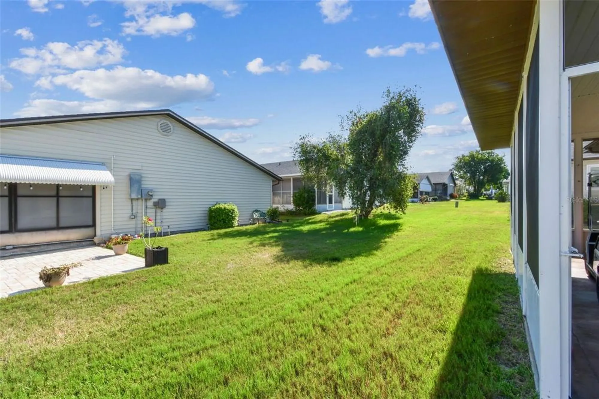 Property Slideshow image 13 of 55 | 2324 sea island cir, Lakeland, FL, 33810