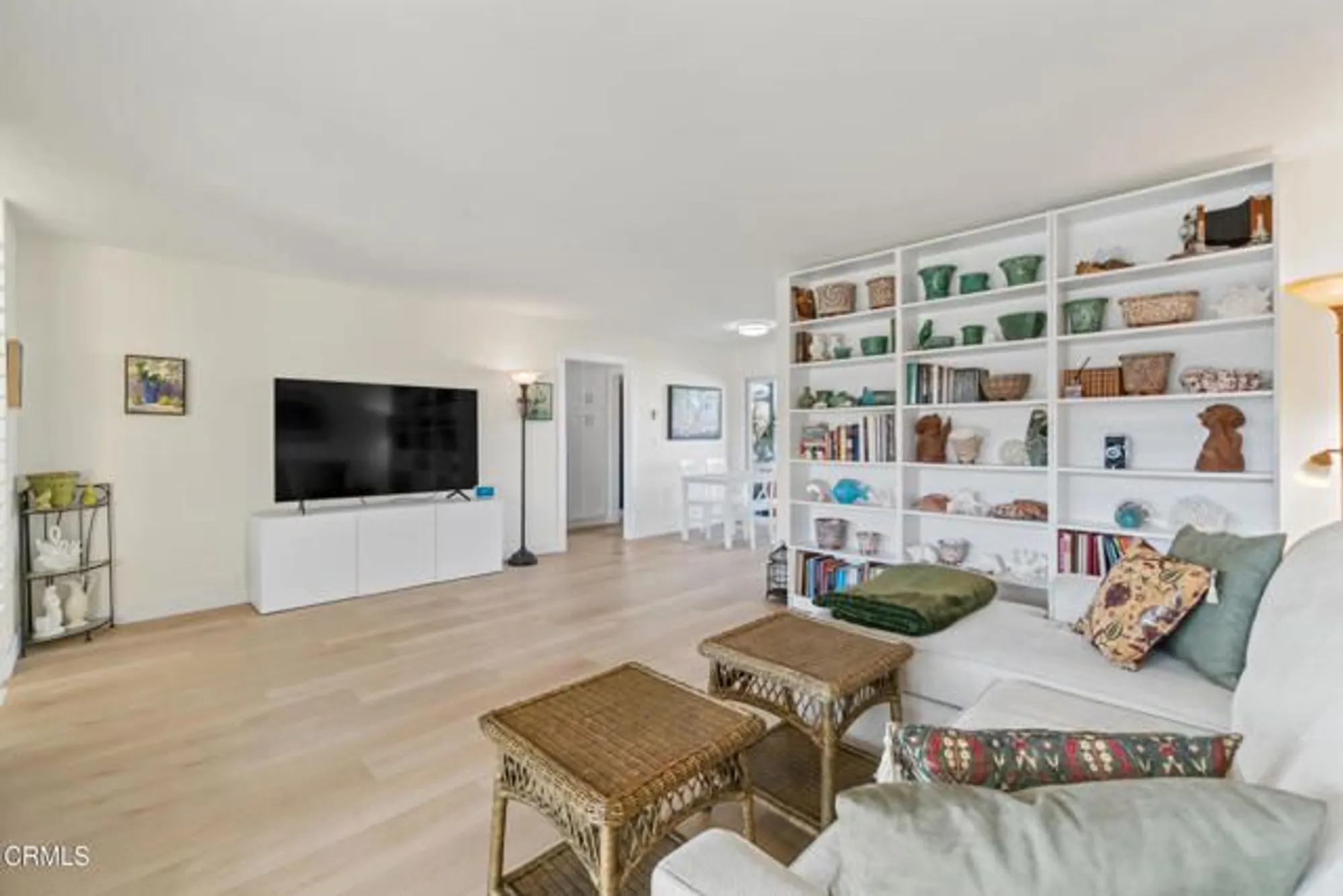 Property Slideshow image 9 of 38 | 243 e elfin grn, Port Hueneme, CA, 93041