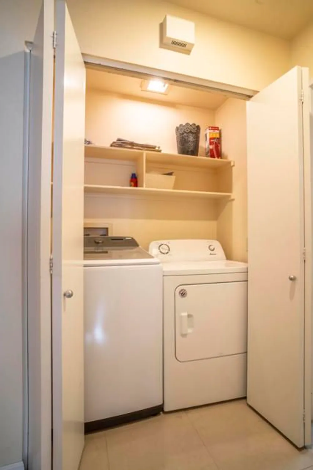 Property Slideshow image 31 of 41 | 55412 riviera, La Quinta, CA, 92253