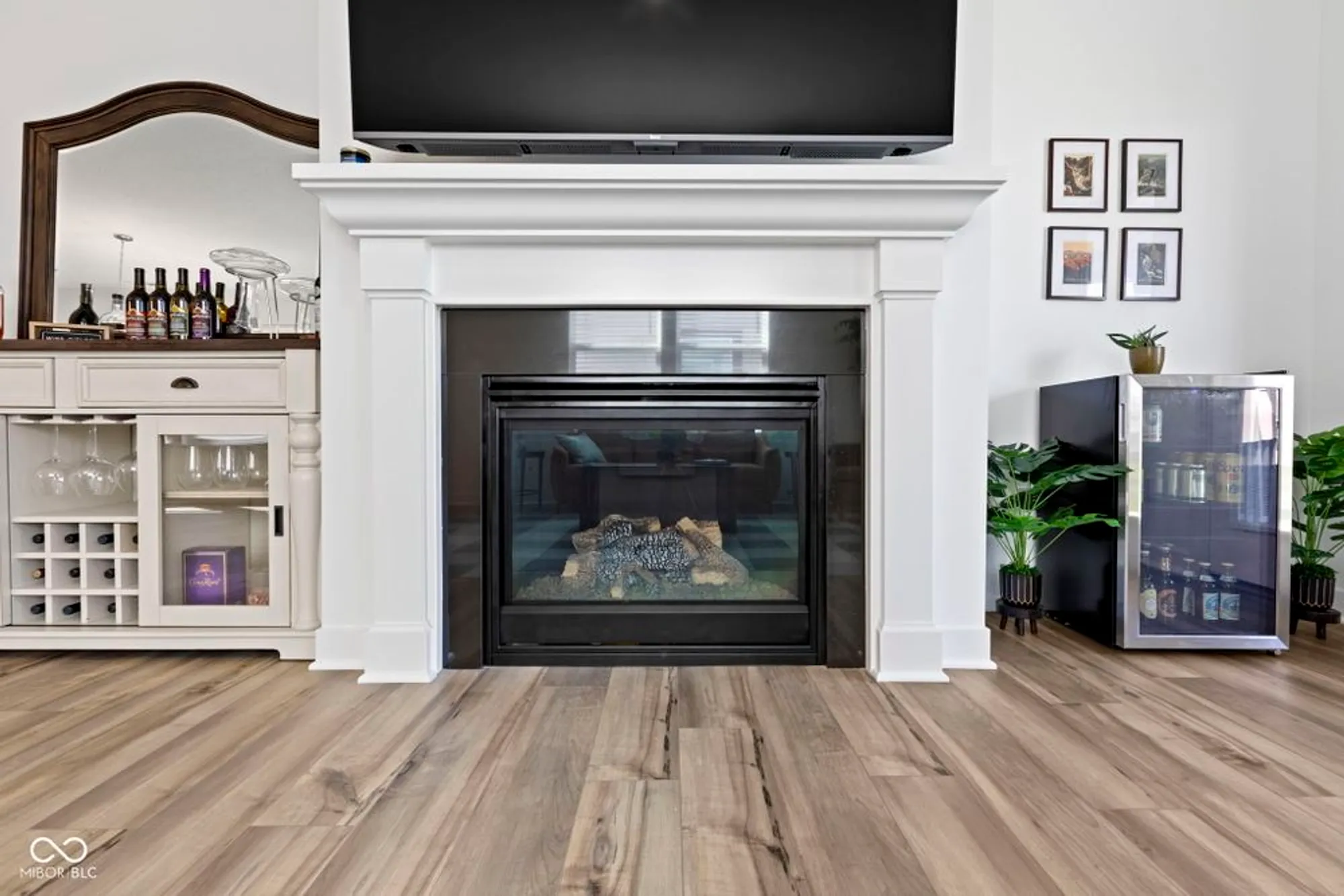 Property Slideshow image 14 of 40 | 335 ehrlich ln, Westfield, IN, 46074