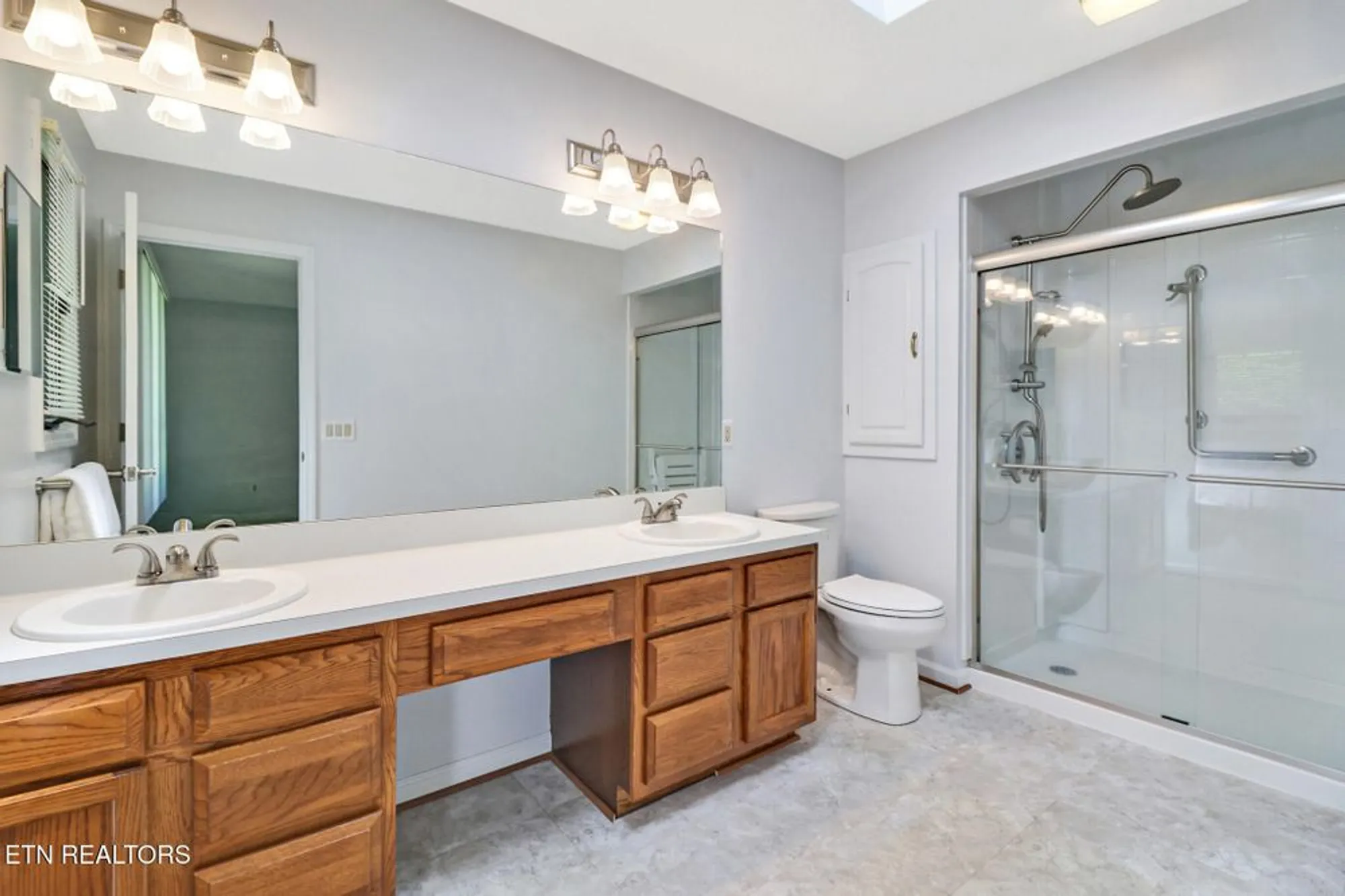 Property Slideshow image 27 of 45 | 116 rolling green dr, Crossville, TN, 38558