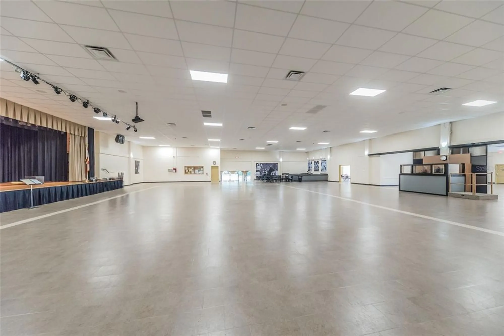 Property Slideshow image 29 of 58 | 2430 florentine way 44, Clearwater, FL, 33763