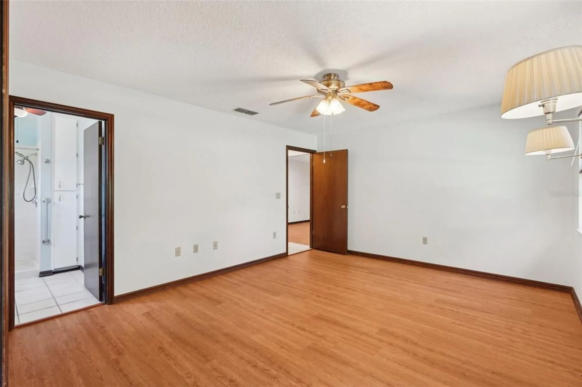 Property Slideshow image 20 of 47 | 28 gordon ct, Leesburg, FL, 34788