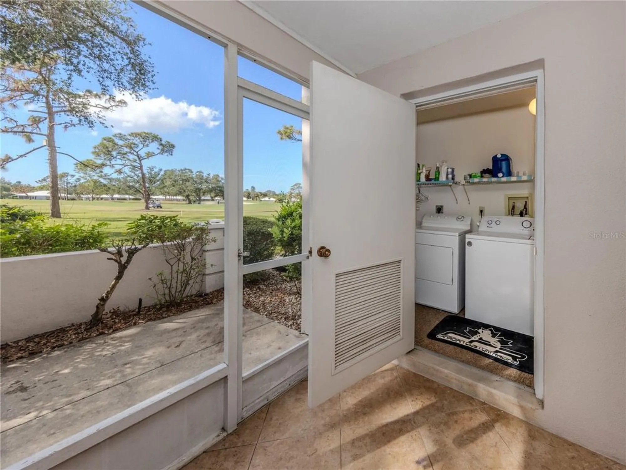 Property Slideshow image 21 of 68 | 437 cerromar ln unit 312, Venice, FL, 34293