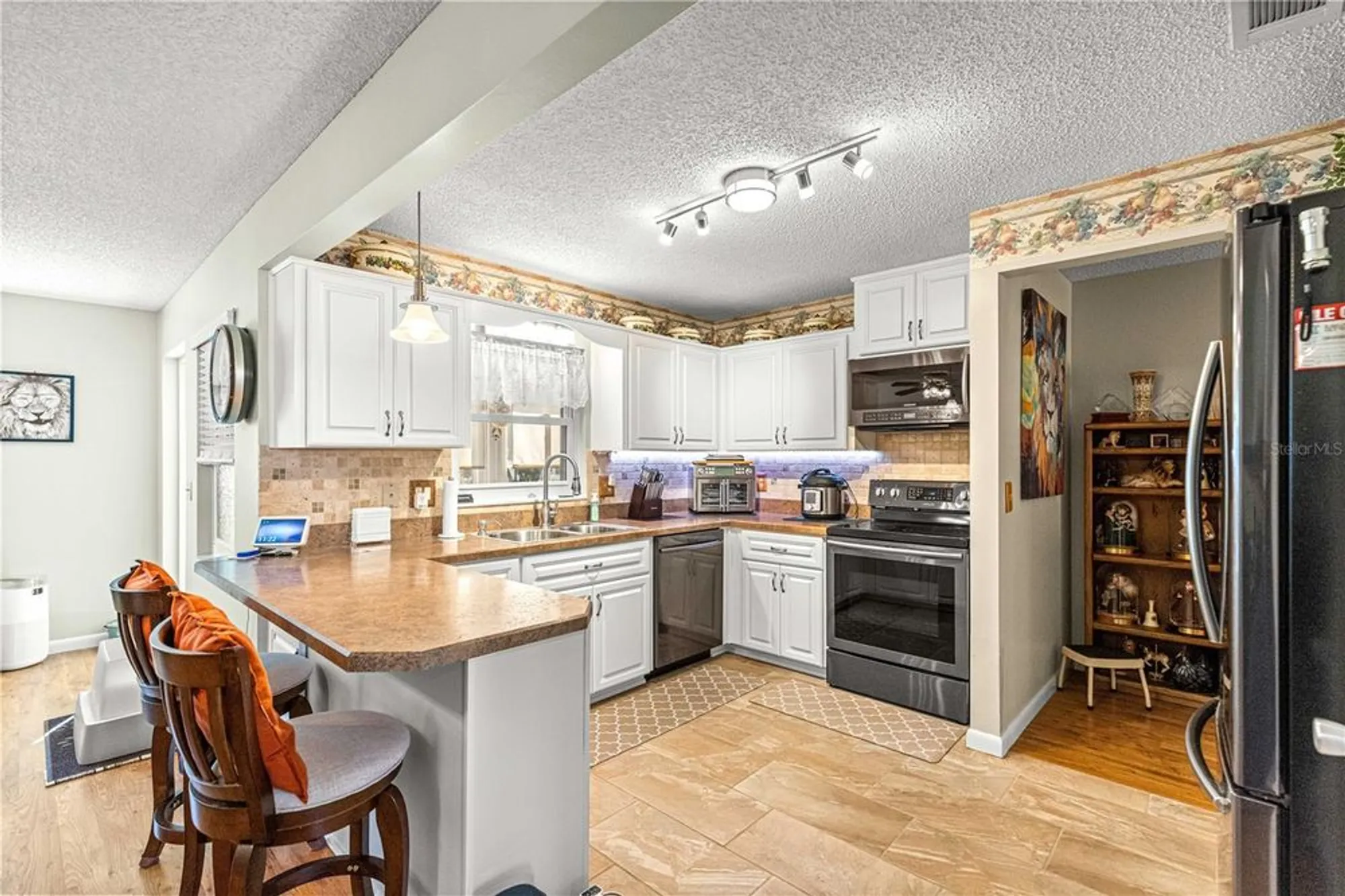 Property Slideshow image 9 of 37 | 8350 sw 93rd ln d, Ocala, FL, 34481