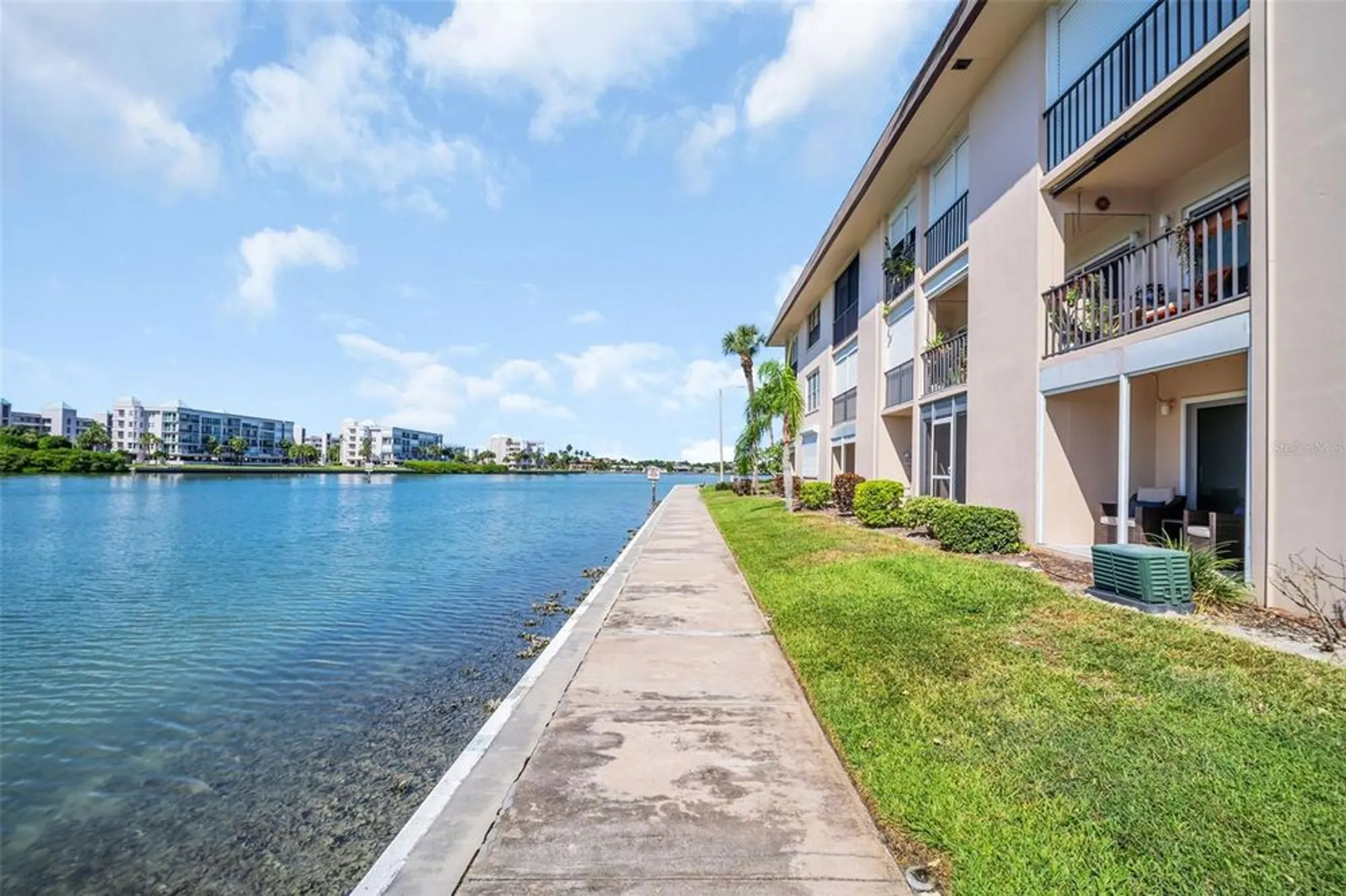 Property Slideshow image 31 of 37 | 7930 sun island dr 104, South Pasadena, FL, 33707