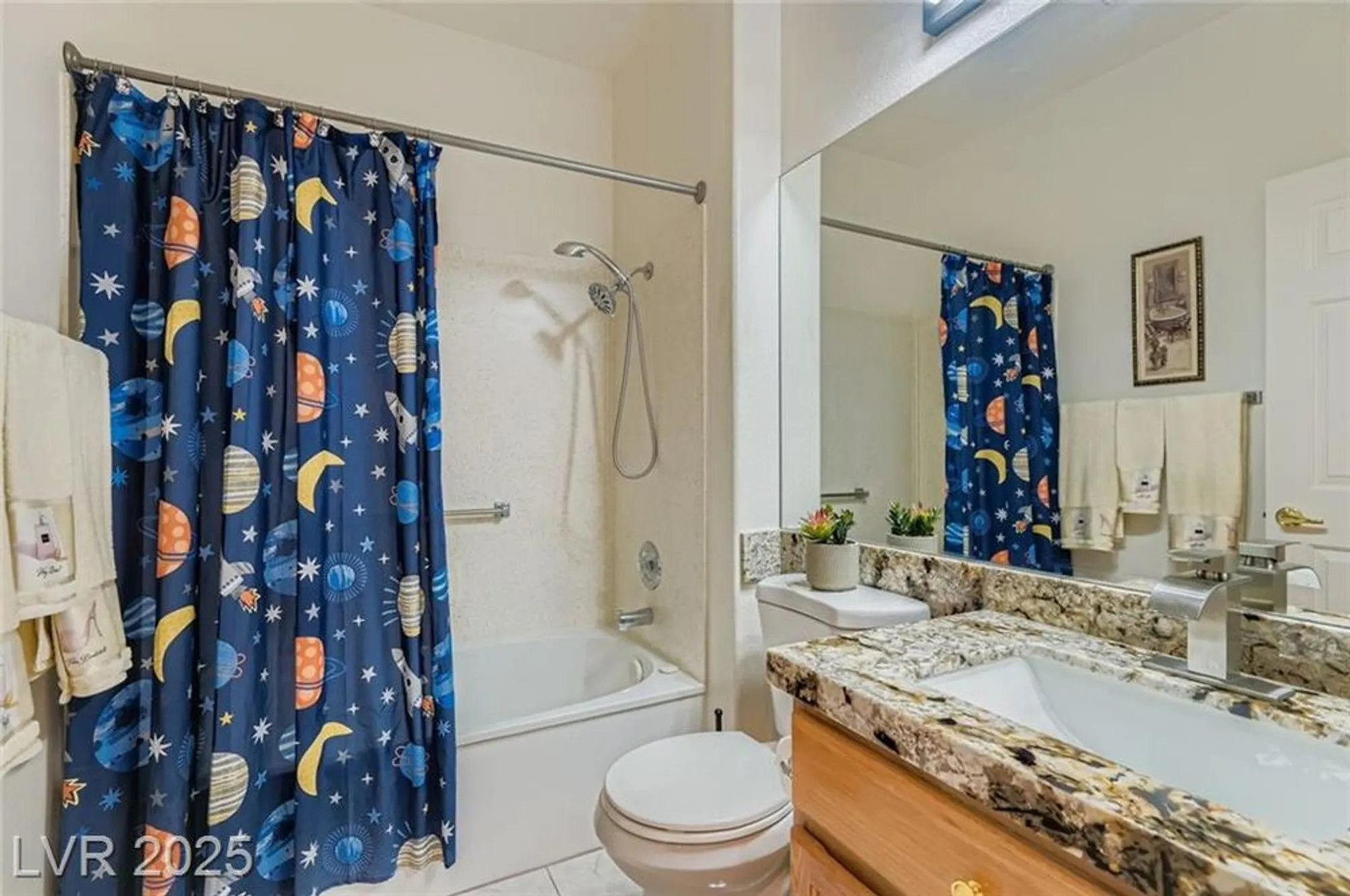 Property Slideshow image 23 of 38 | 9905 hemet dr, Las Vegas, NV, 89134