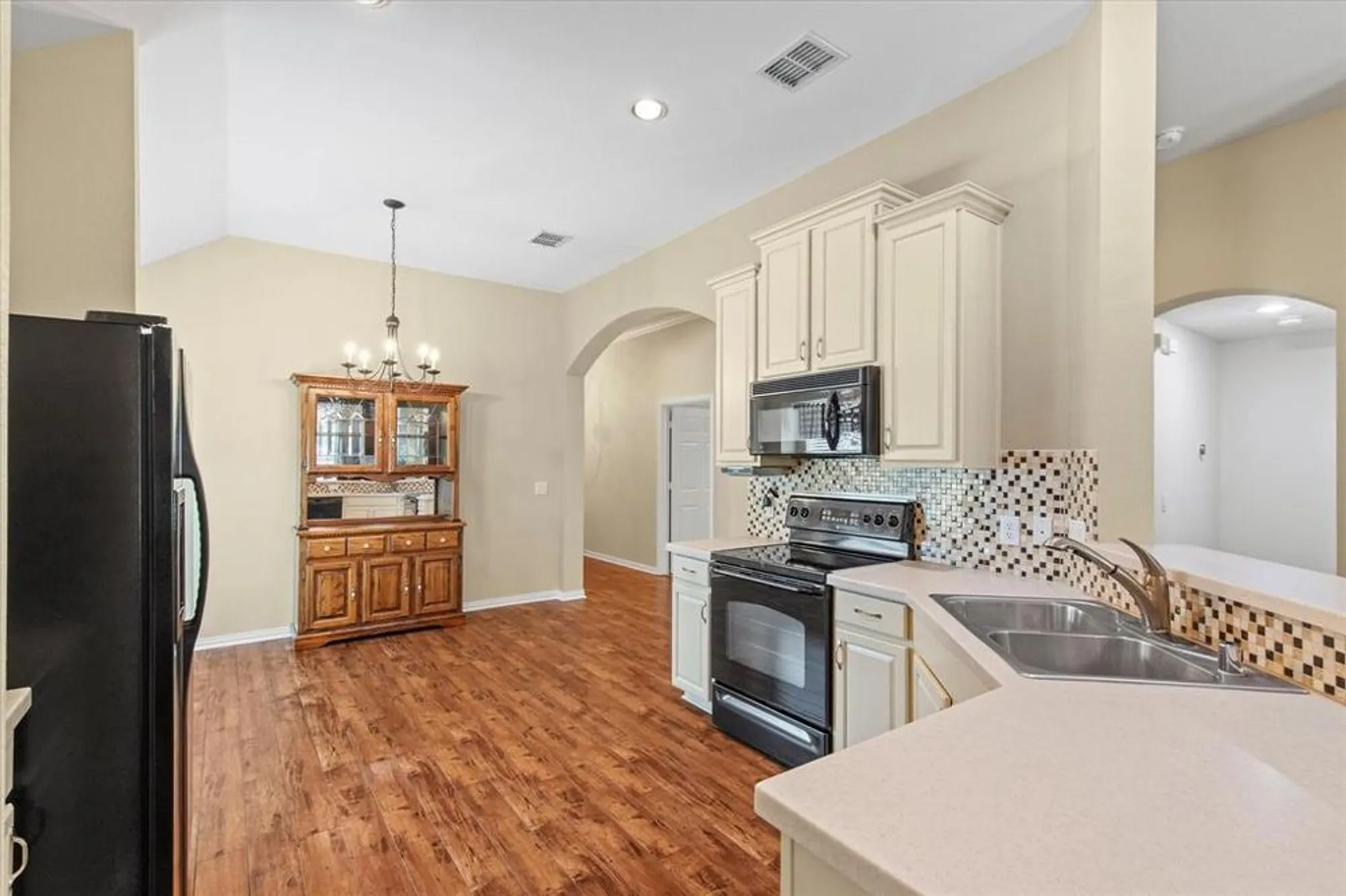 Property Slideshow image 8 of 37 | 927 oakland hills dr, Fairview, TX, 75069