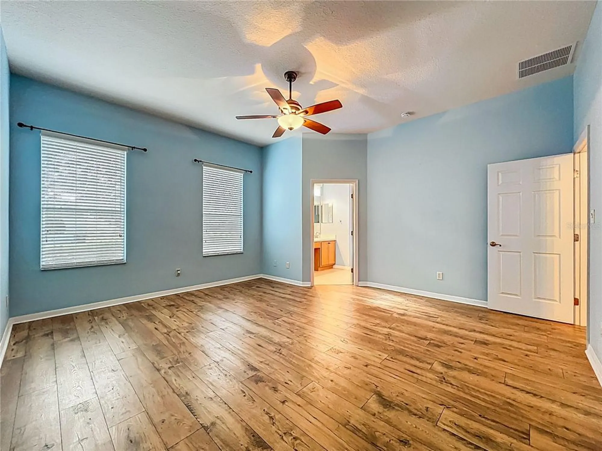 Property Slideshow image 23 of 52 | 3605 mount hope loop, Leesburg, FL, 34748