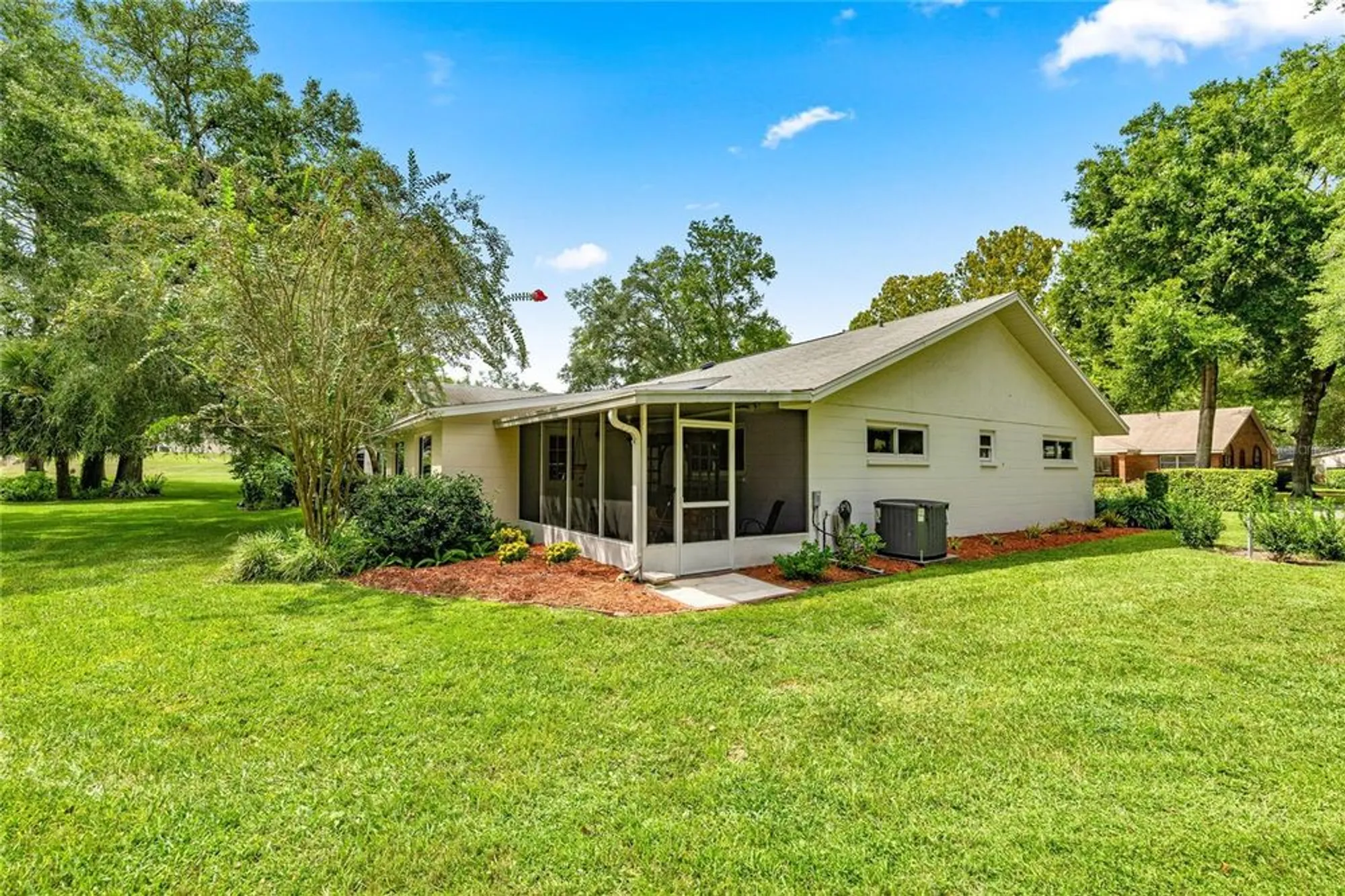 Property Slideshow image 10 of 37 | 8696 sw 88th court rd a, Ocala, FL, 34481