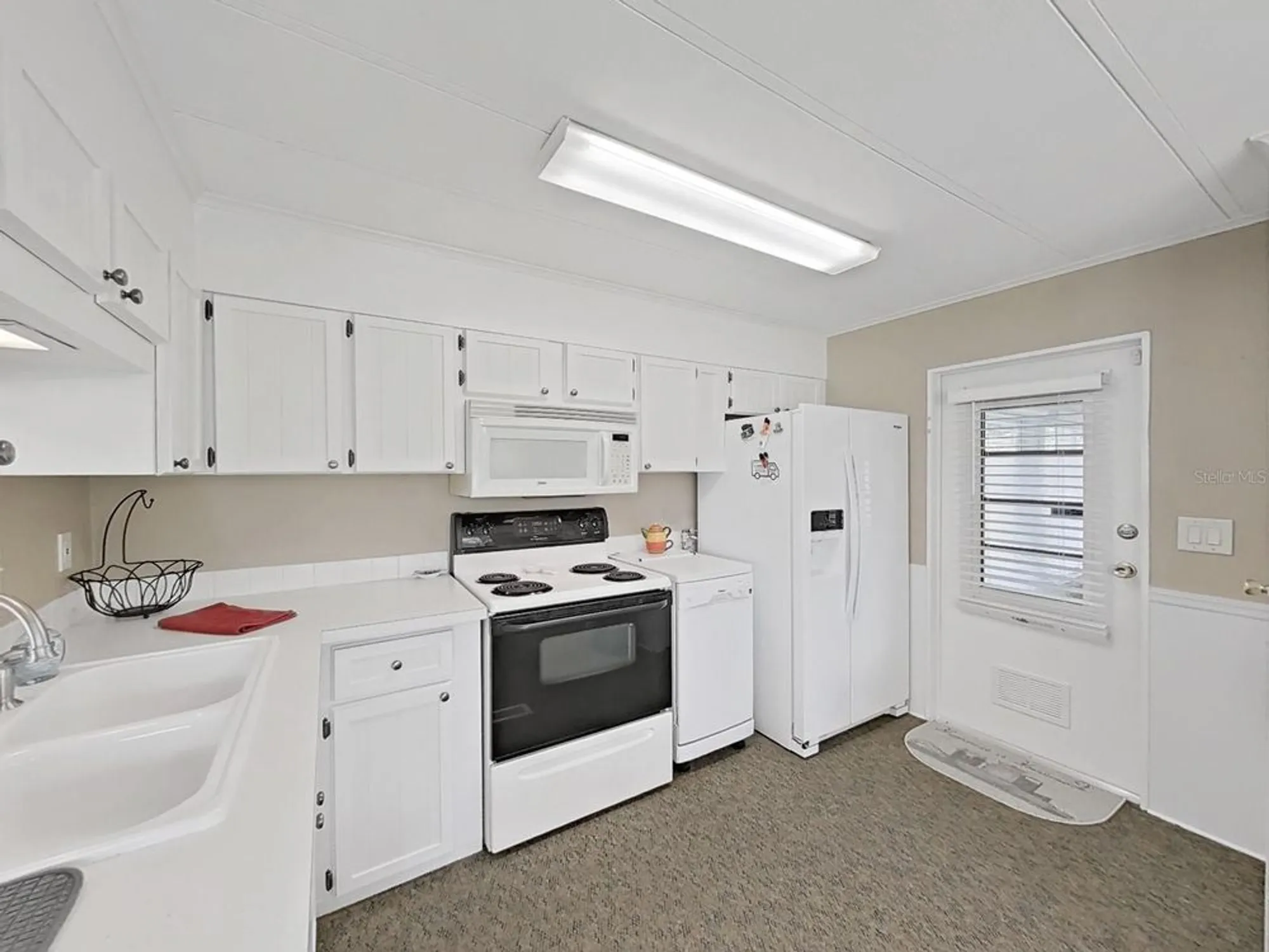 Property Slideshow image 18 of 48 | 4859 foxwood blvd, Lakeland, FL, 33810