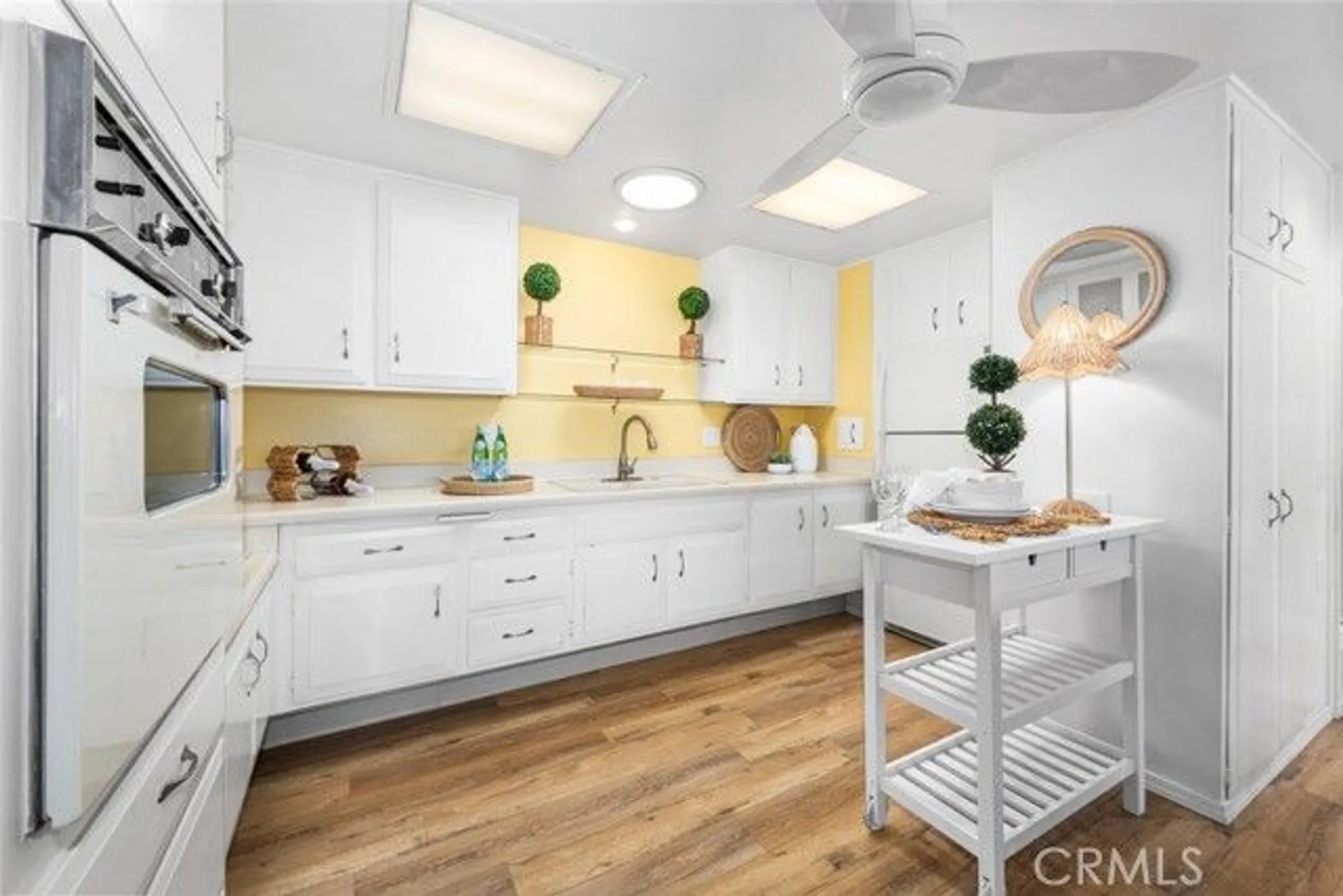 Property Slideshow image 22 of 45 | 1121 northwood rd, Seal Beach, CA, 90740