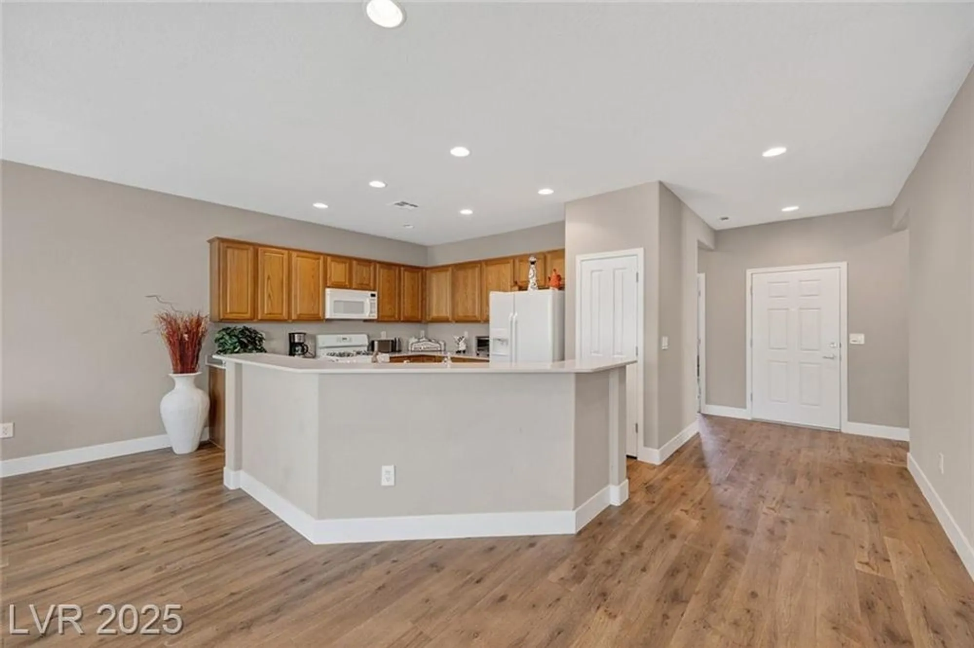 Property Slideshow image 6 of 42 | 2495 capella star st, Henderson, NV, 89044