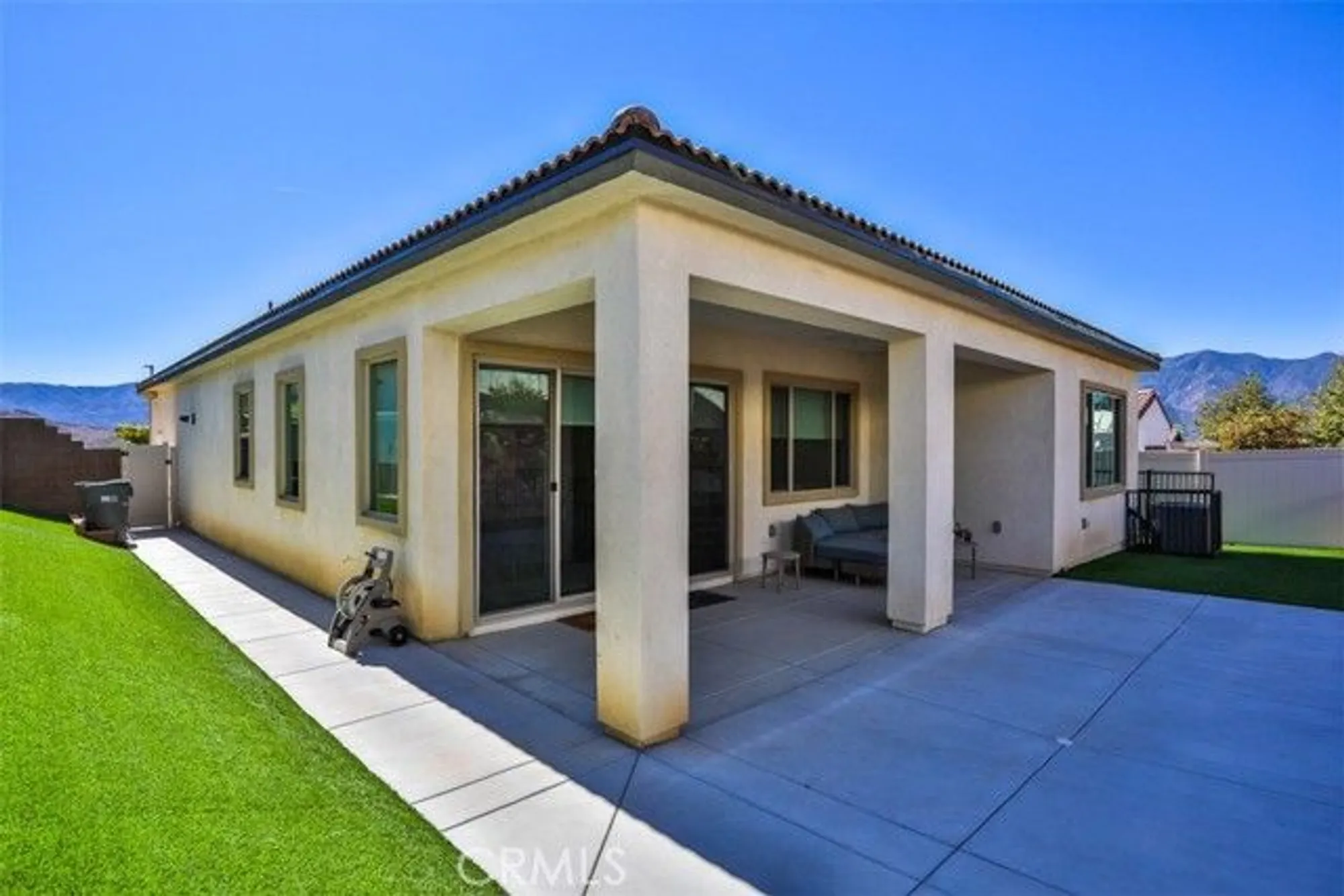 Property Slideshow image 26 of 31 | 11868 discovery ct, Corona, CA, 92883