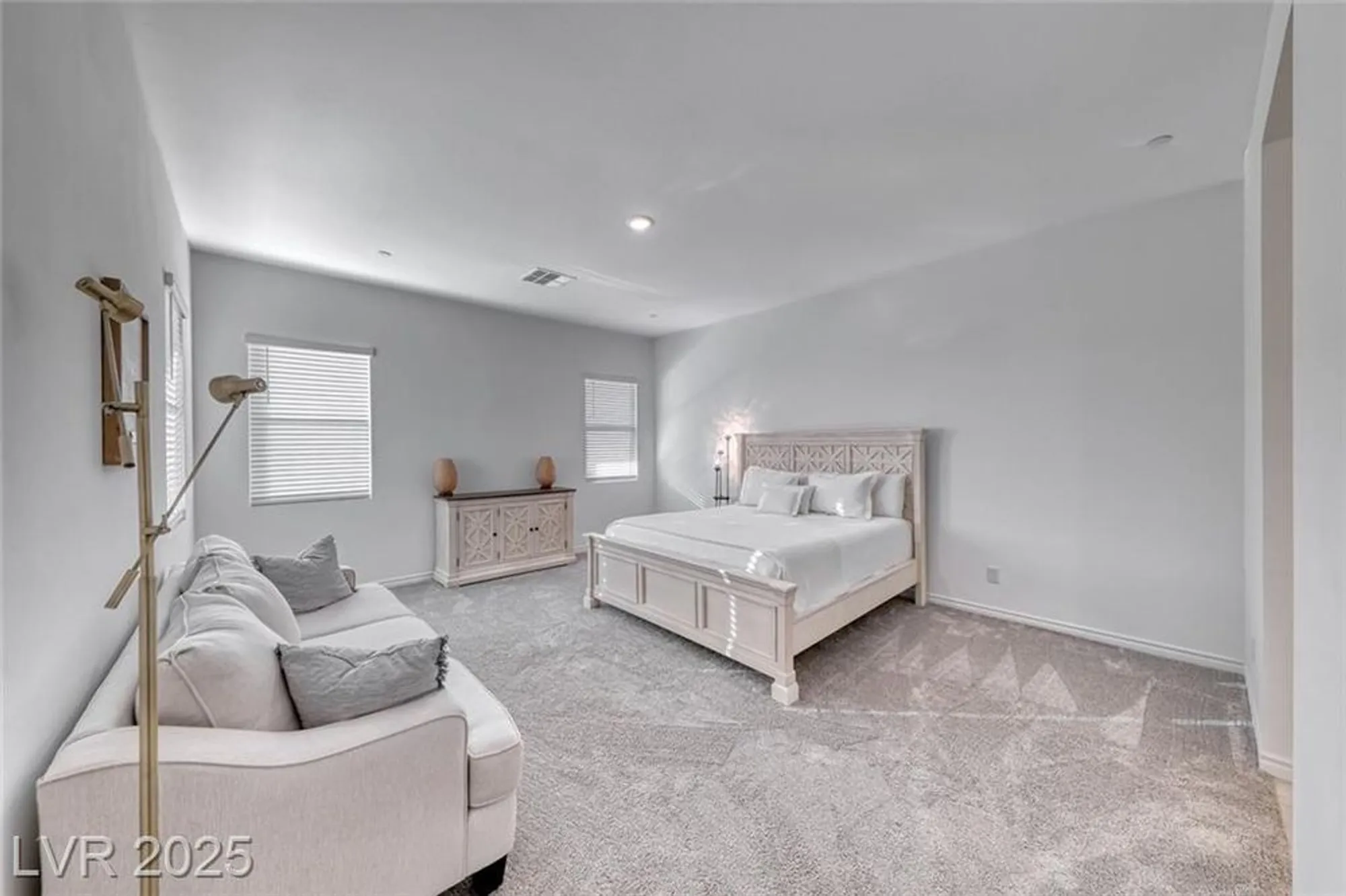 Property Slideshow image 27 of 65 | 141 juliette pointe ln, Henderson, NV, 89011