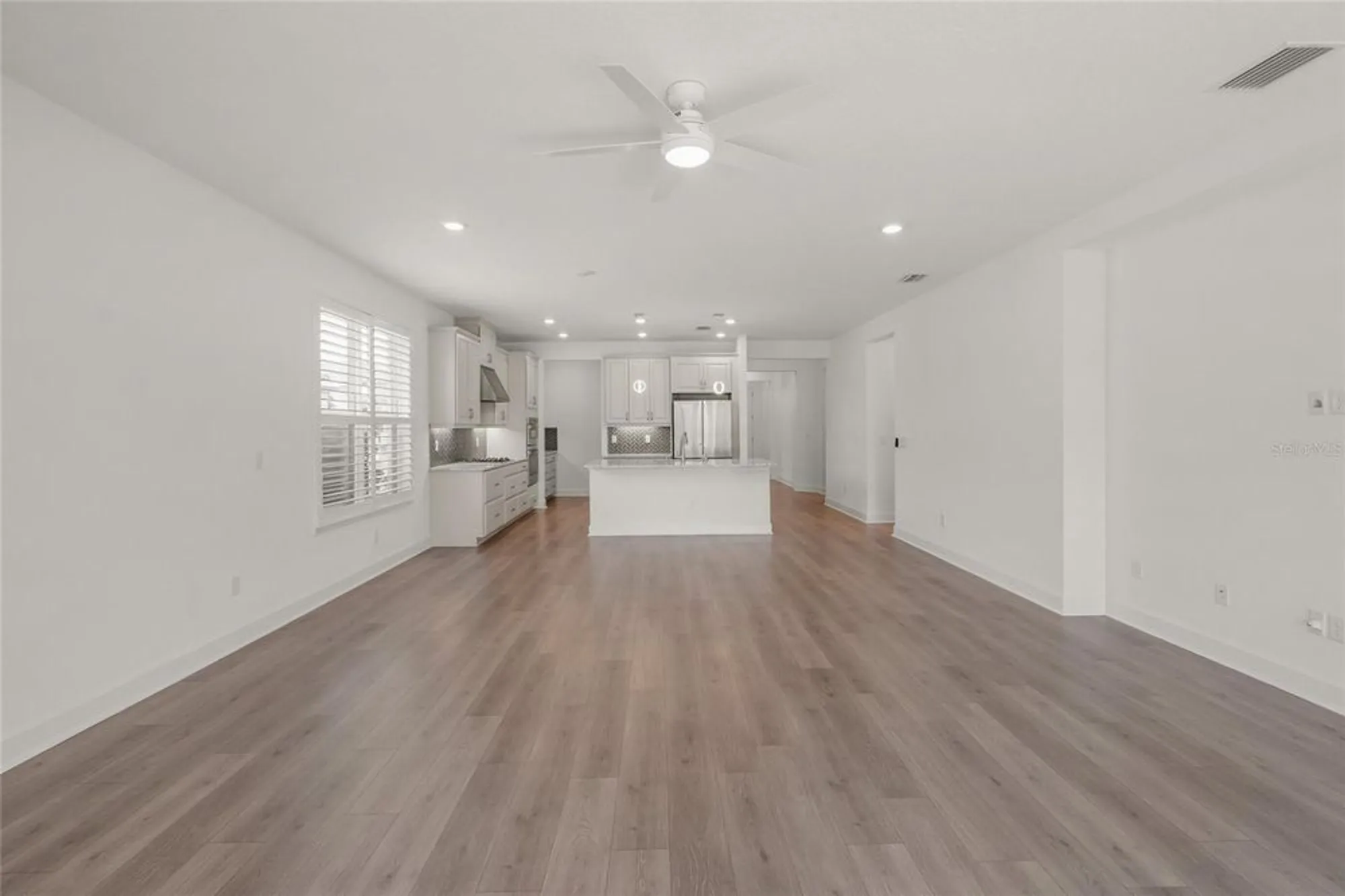 Property Slideshow image 16 of 46 | 16308 mount holly dr, Bradenton, FL, 34211