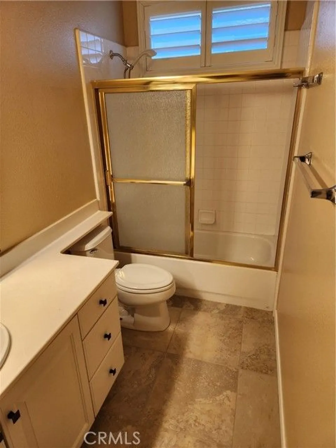 Property Slideshow image 22 of 74 | 2036 melbourne cir, Banning, CA, 92220