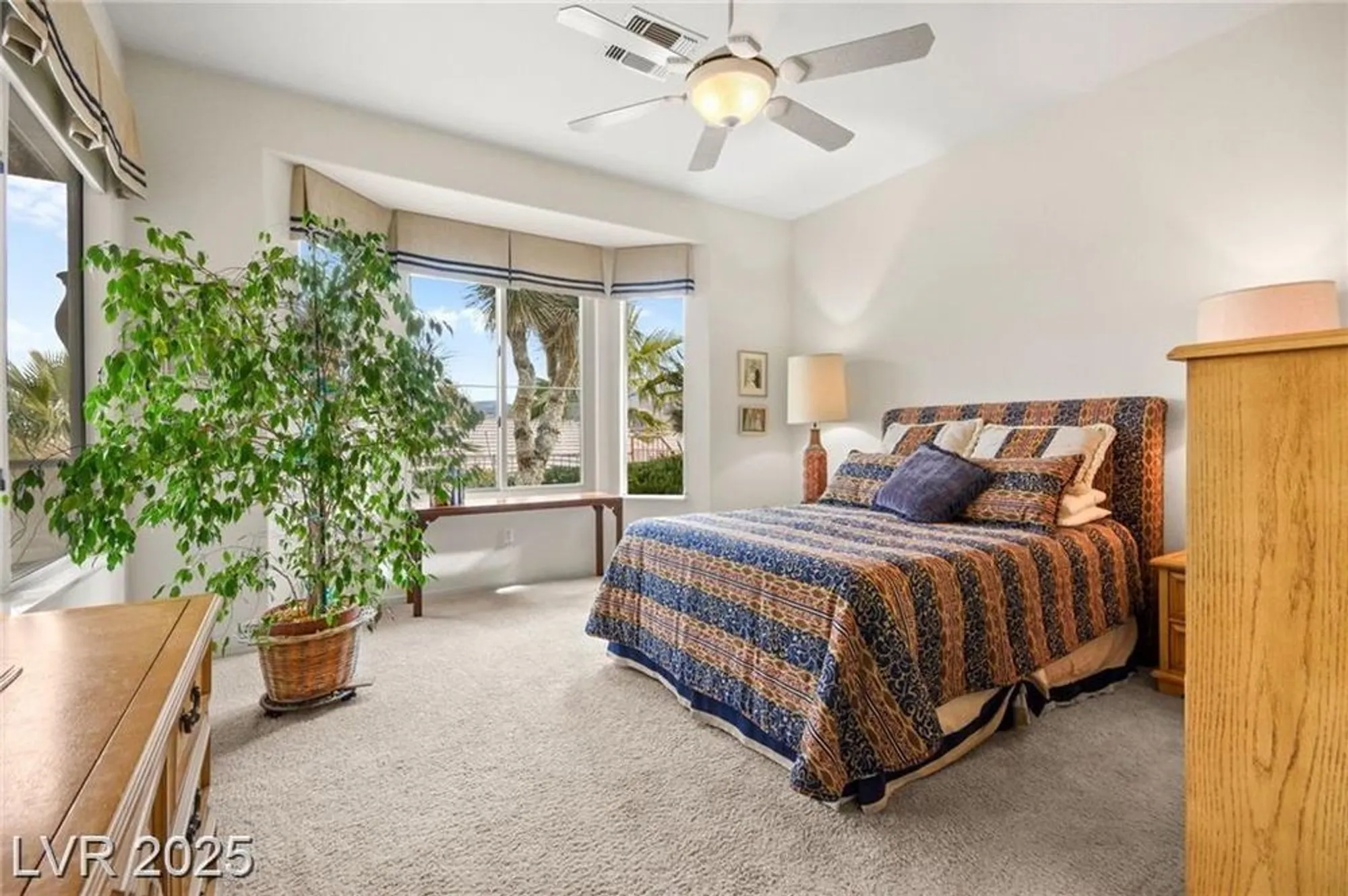 Property Slideshow image 24 of 71 | 482 bonnie brook pl, Henderson, NV, 89012