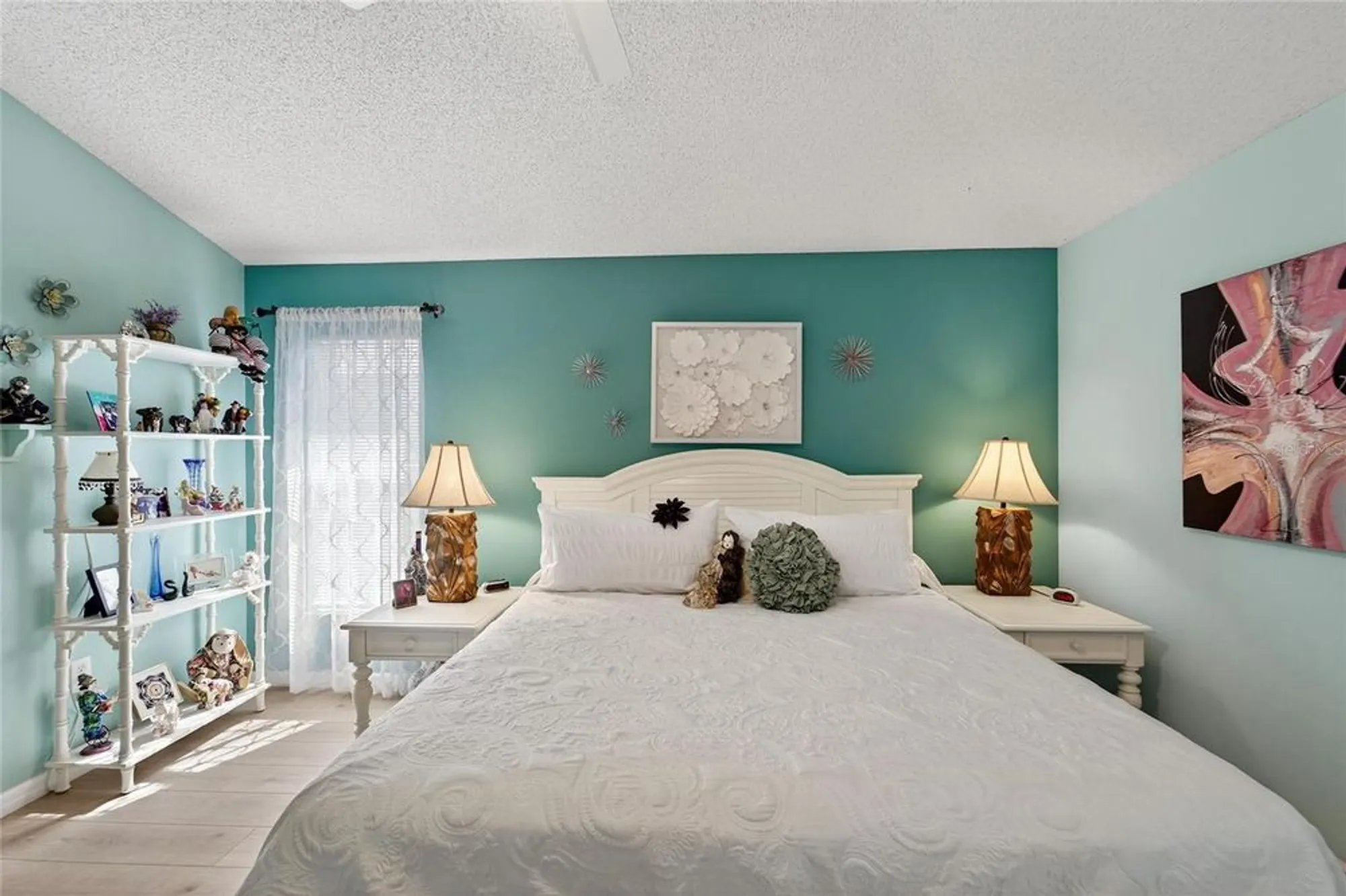 Property Slideshow image 26 of 73 | 326 caloosa palms ct, Sun City Center, FL, 33573