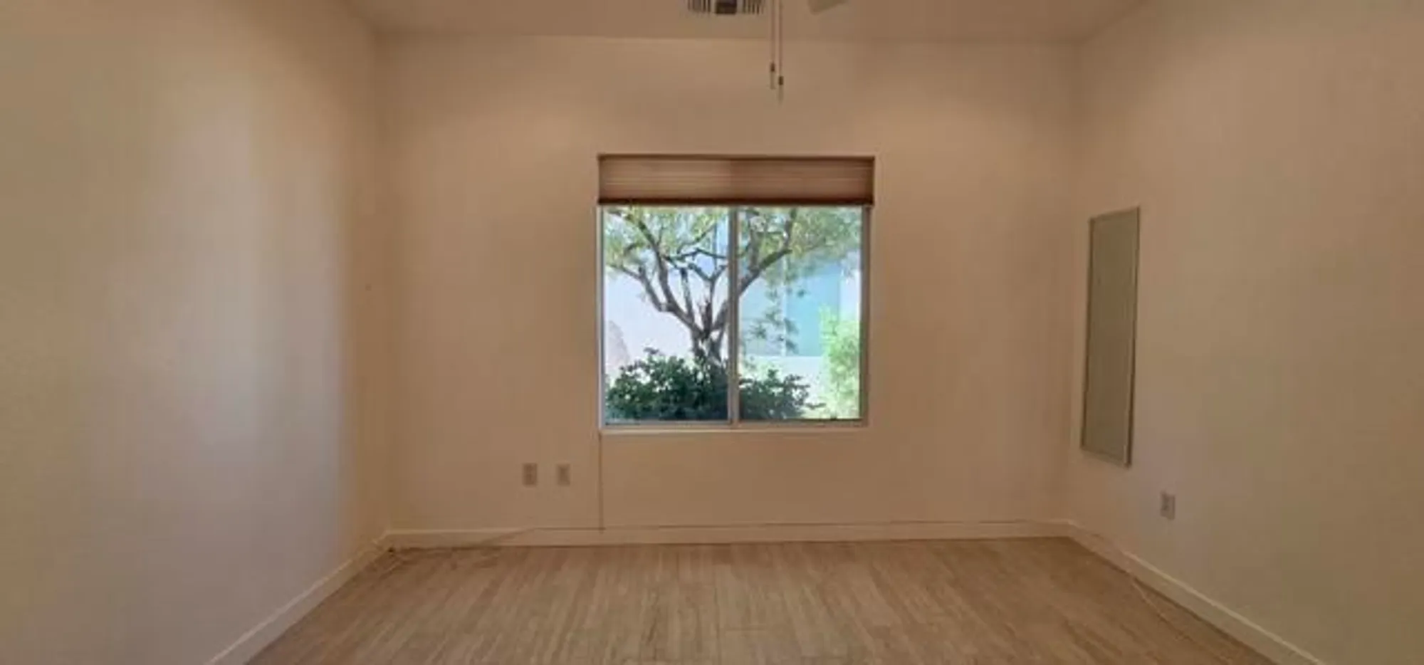 Property Slideshow image 21 of 33 | 78721 hampshire ave, Palm Desert, CA, 92211