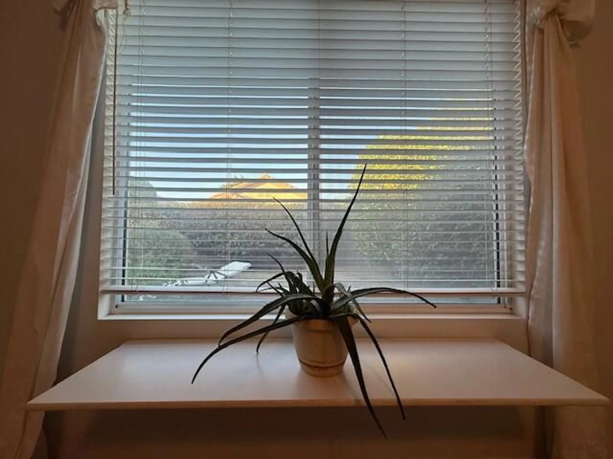 Property Slideshow image 10 of 16 | 78584 glastonbury way, Palm Desert, CA, 92211