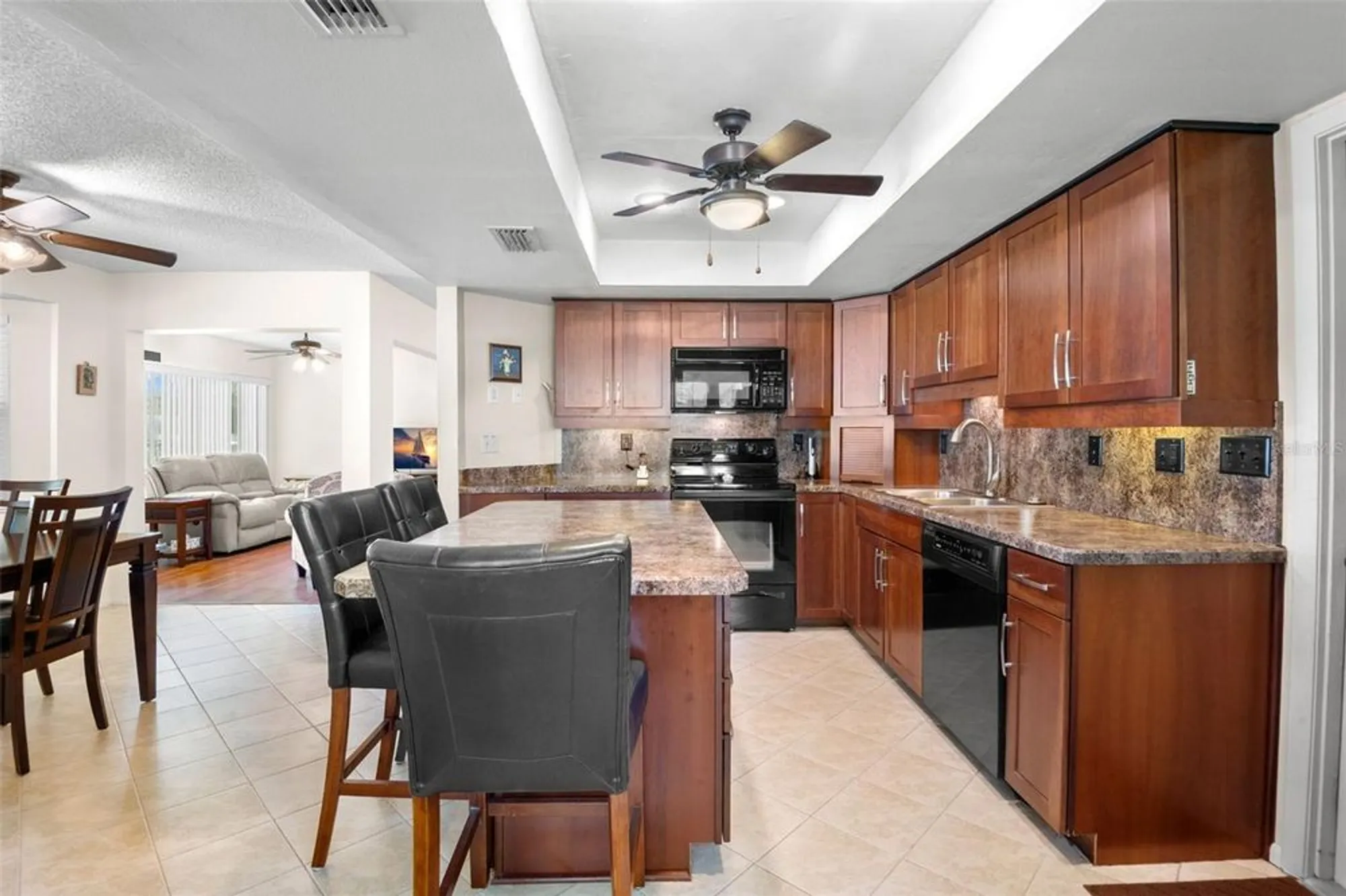 Property Slideshow image 15 of 81 | 3497 e woodmont way, Palm Harbor, FL, 34684