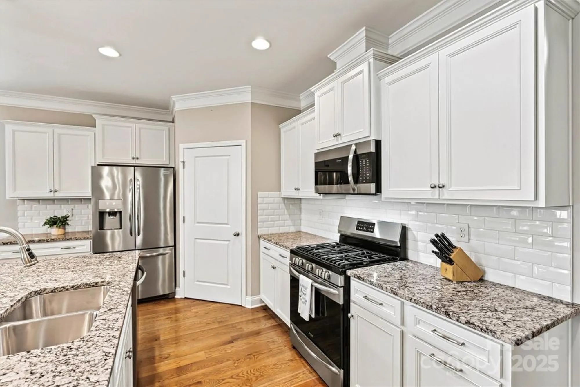 Property Slideshow image 8 of 45 | 3678 norman view dr, Sherrills Ford, NC, 28673