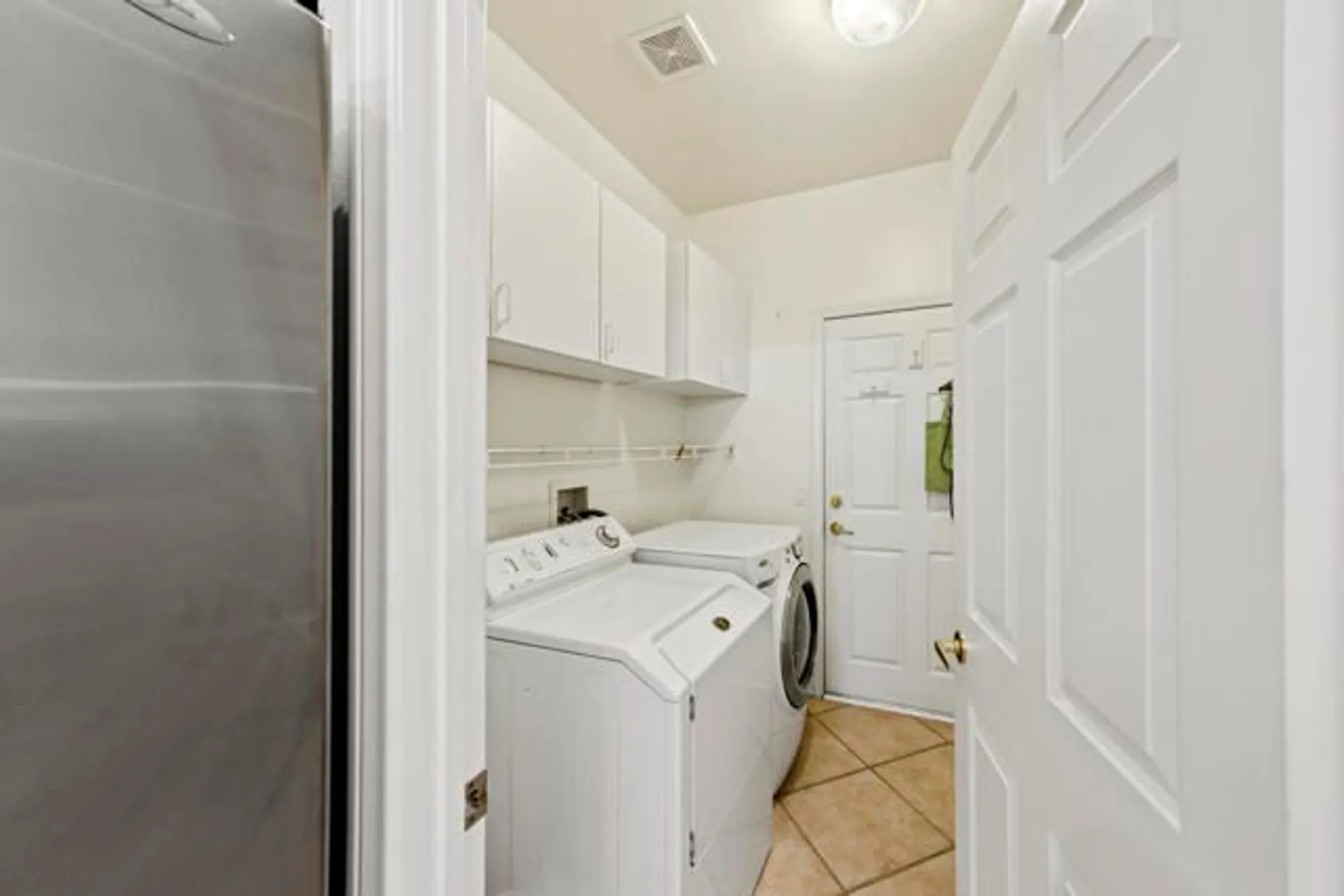 Property Slideshow image 22 of 39 | 44108 royal troon dr, Indio, CA, 92201