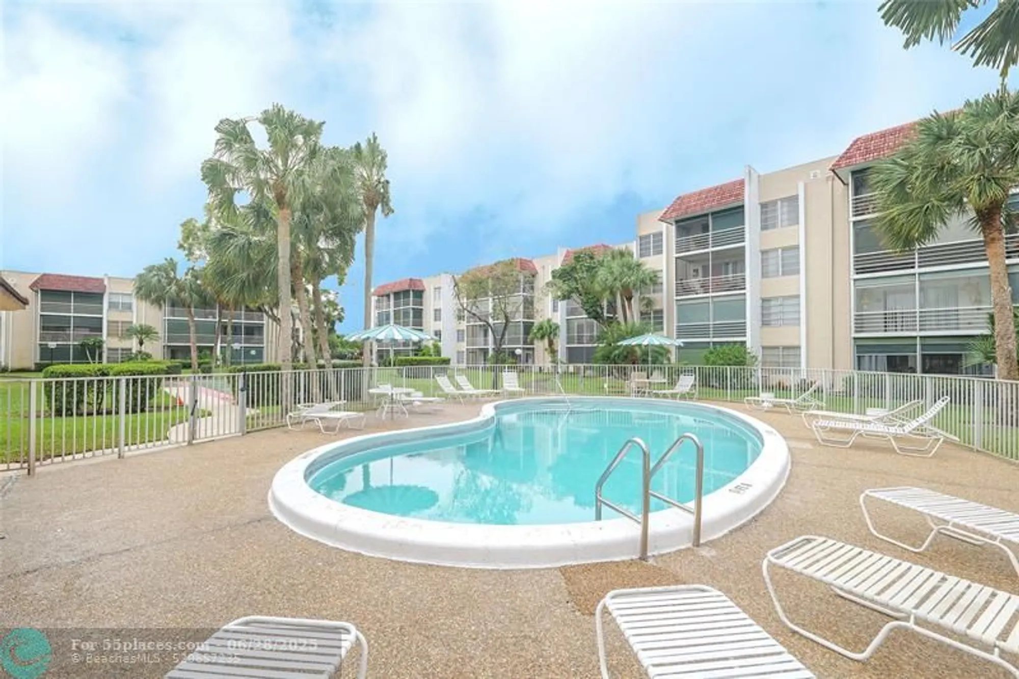 Property Slideshow image 34 of 57 | 3531 inverrary dr apt 407, Lauderhill, FL, 33319