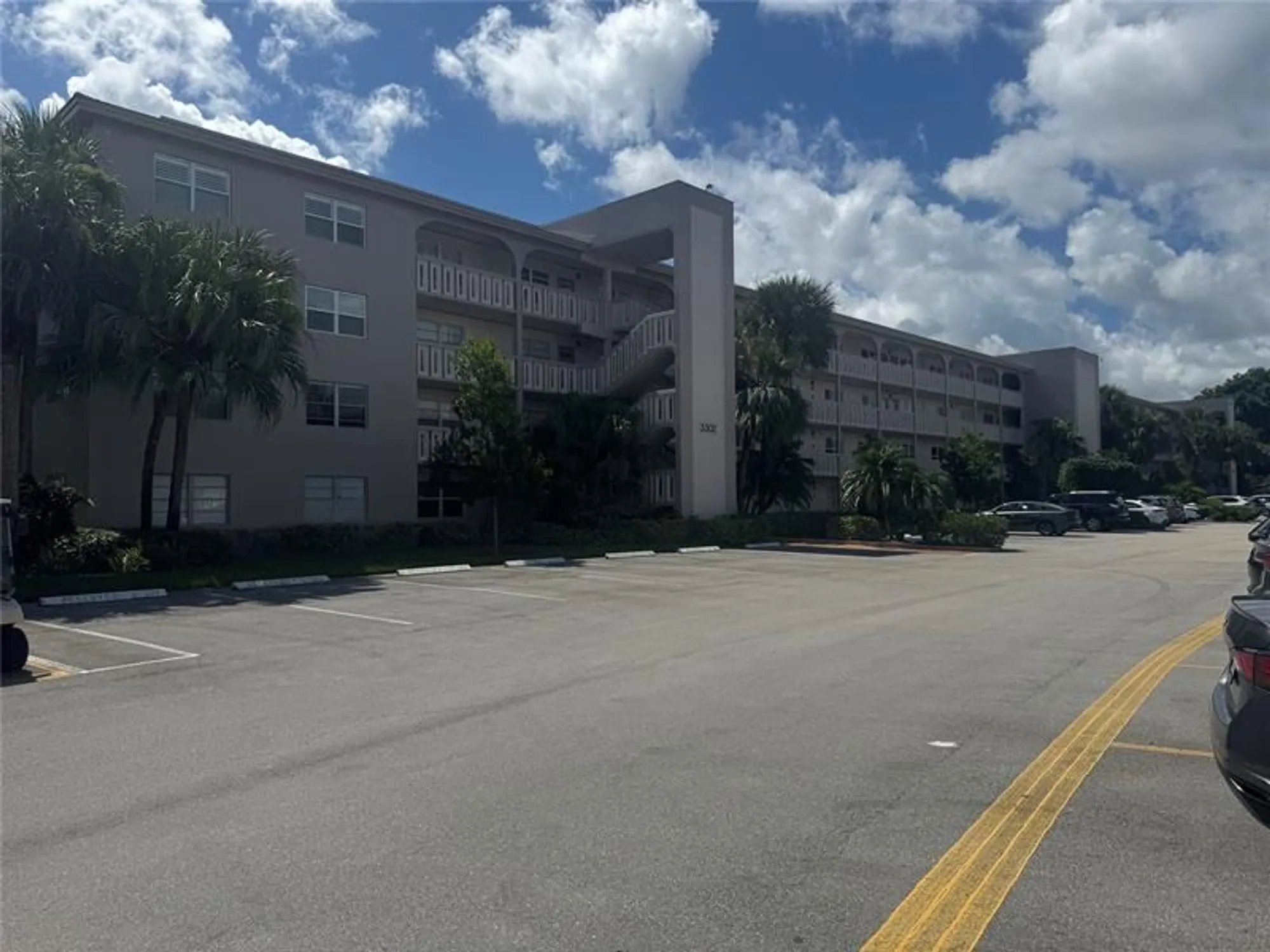 Property Slideshow image 27 of 58 | 3302 aruba way m1, Coconut Creek, FL, 33066