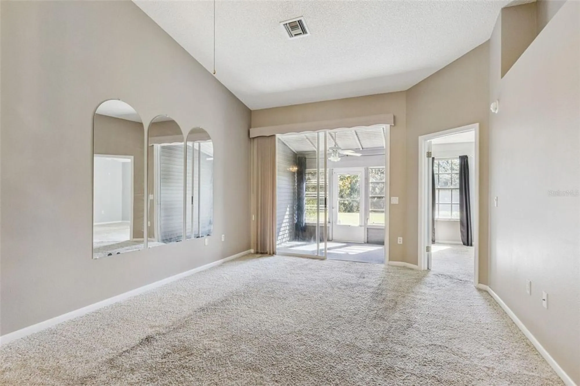 Property Slideshow image 7 of 82 | 26755 cash ct, Leesburg, FL, 34748