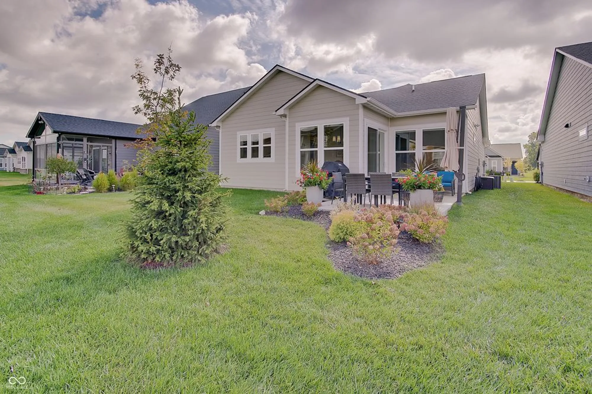 Property Slideshow image 33 of 46 | 2698 old rosebud ln, Westfield, IN, 46074