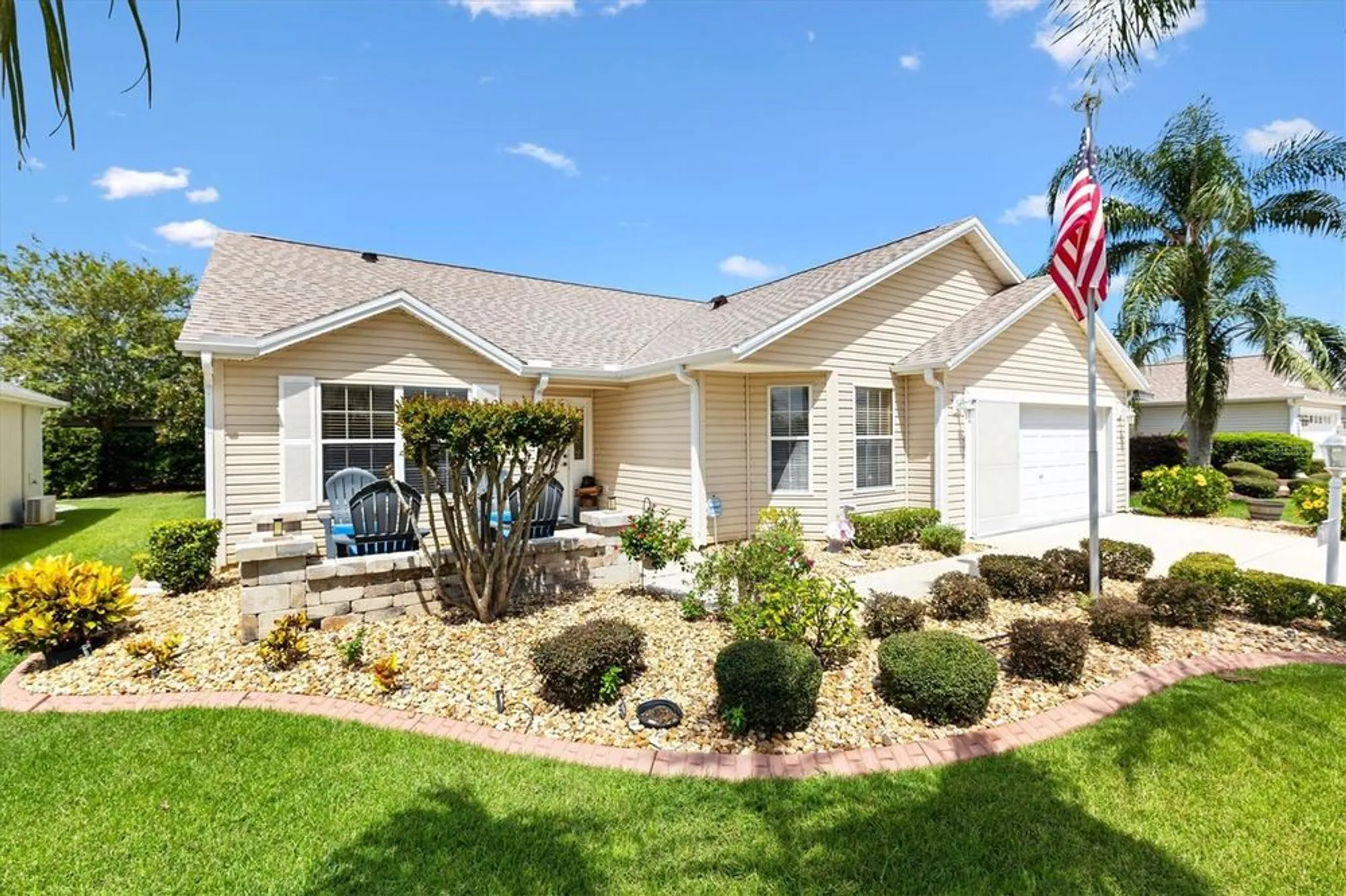 Property Slideshow image 36 of 43 | 1884 poppy cir, The Villages, FL, 32162