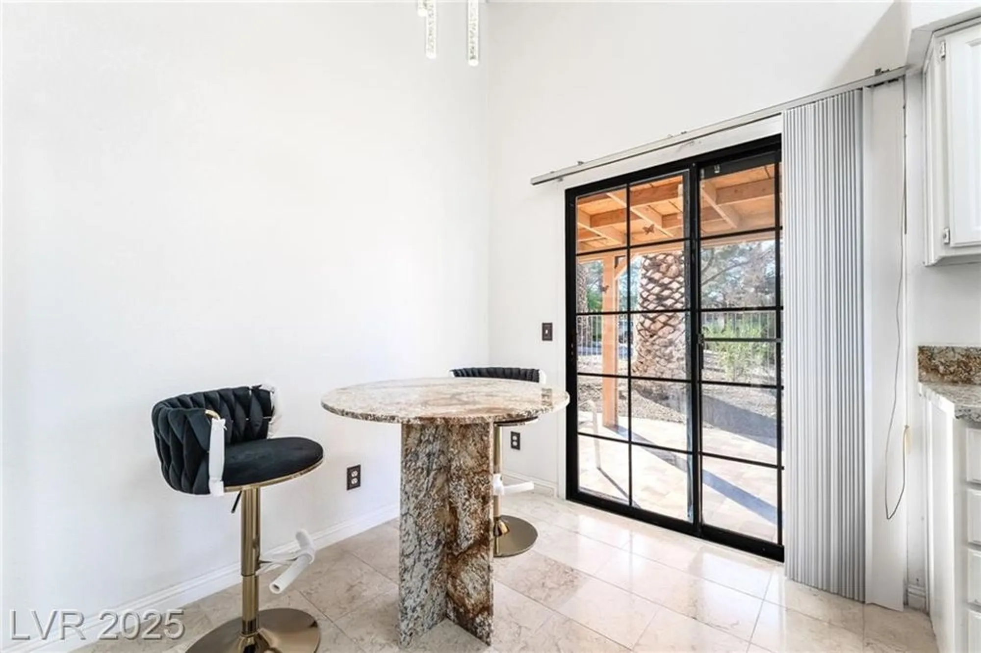 Property Slideshow image 13 of 48 | 4837 maryvale dr, Las Vegas, NV, 89130