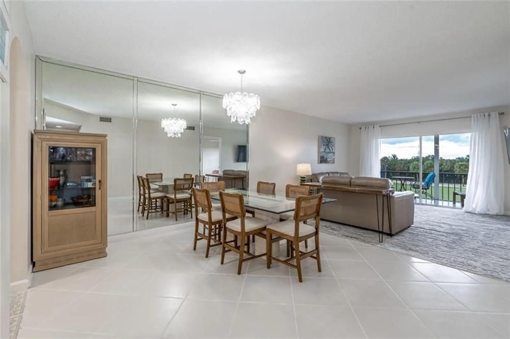 Property Slideshow image 2 of 59 | 9411 n hollybrook lake dr apt 309, Pembroke Pines, FL, 33025