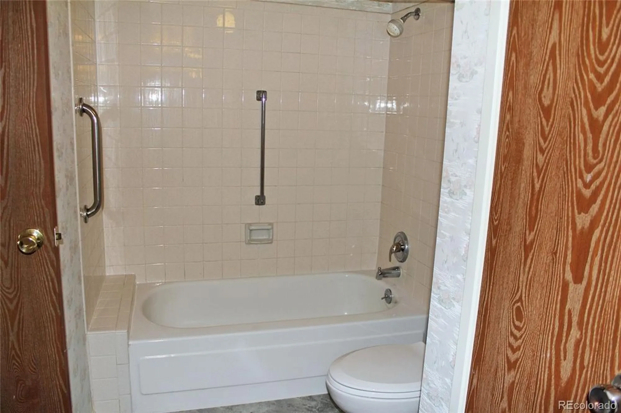 Property Slideshow image 12 of 25 | 13952 e marina dr 606, Aurora, CO, 80014