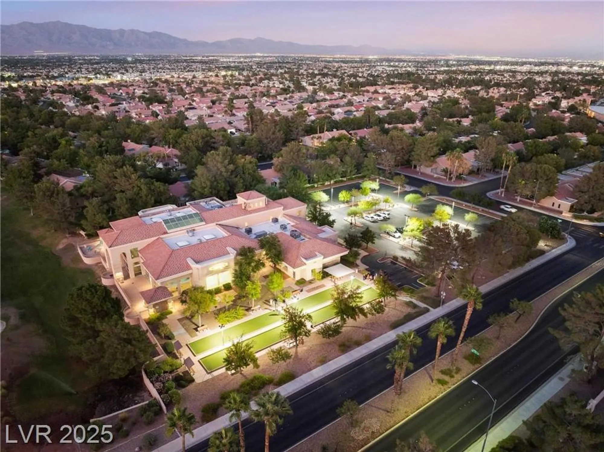 Property Slideshow image 55 of 57 | 2528 sunup dr, Las Vegas, NV, 89134