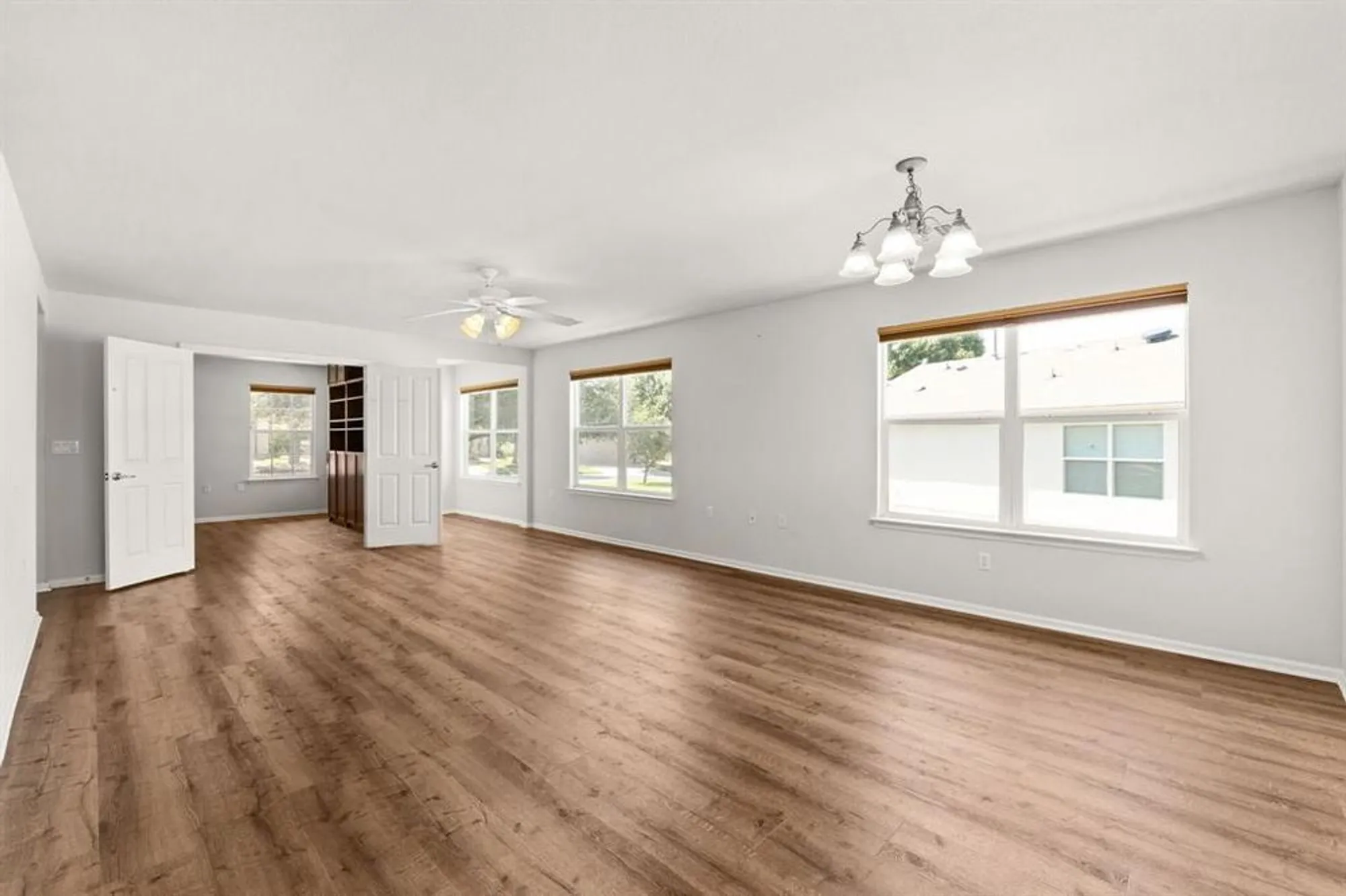 Property Slideshow image 6 of 26 | 508 salt creek ln, Georgetown, TX, 78633