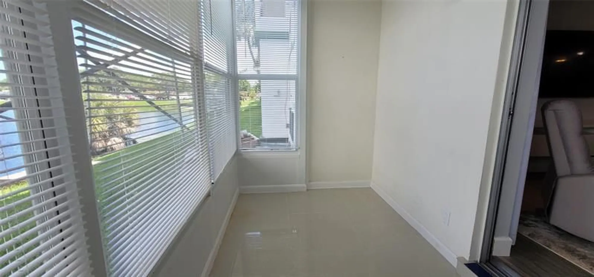 Property Slideshow image 18 of 43 | 4751 nw 21st st 112, Lauderhill, FL, 33313