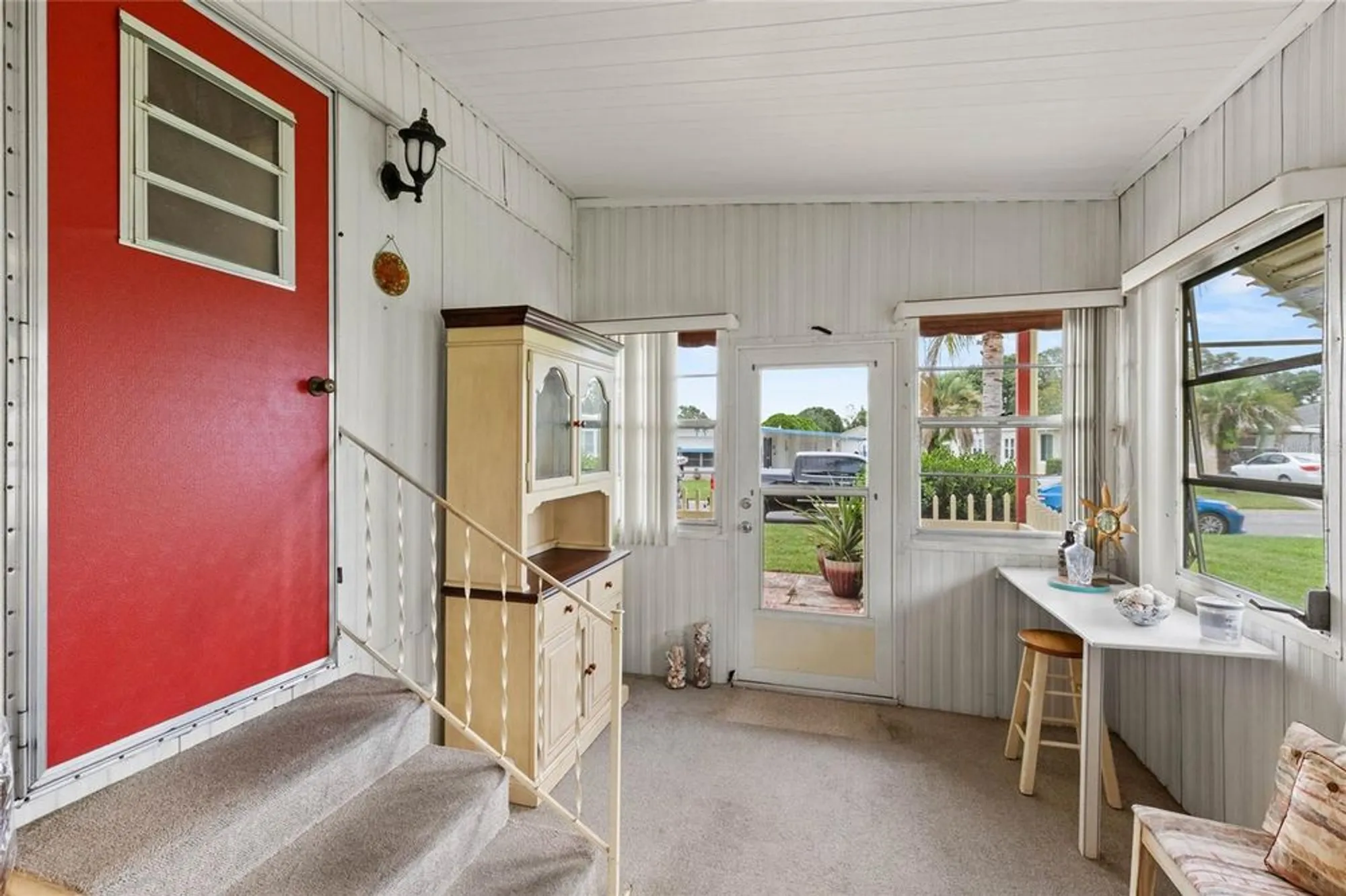 Property Slideshow image 15 of 27 | 805 royal palm ave, The Villages, FL, 32159