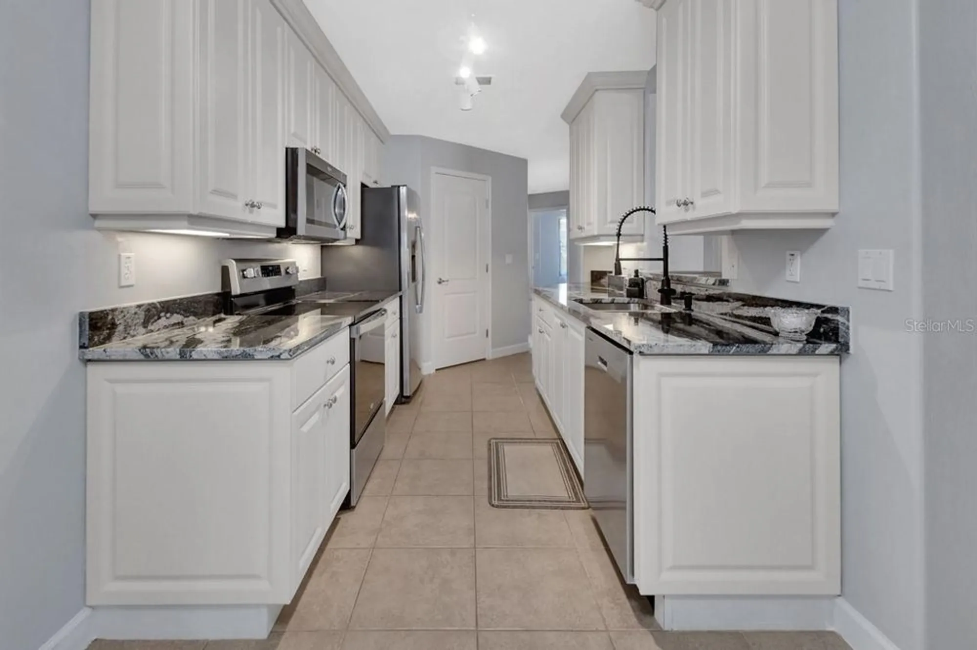 Property Slideshow image 10 of 54 | 424 luna bella ln apt 330, New Smyrna Beach, FL, 32168