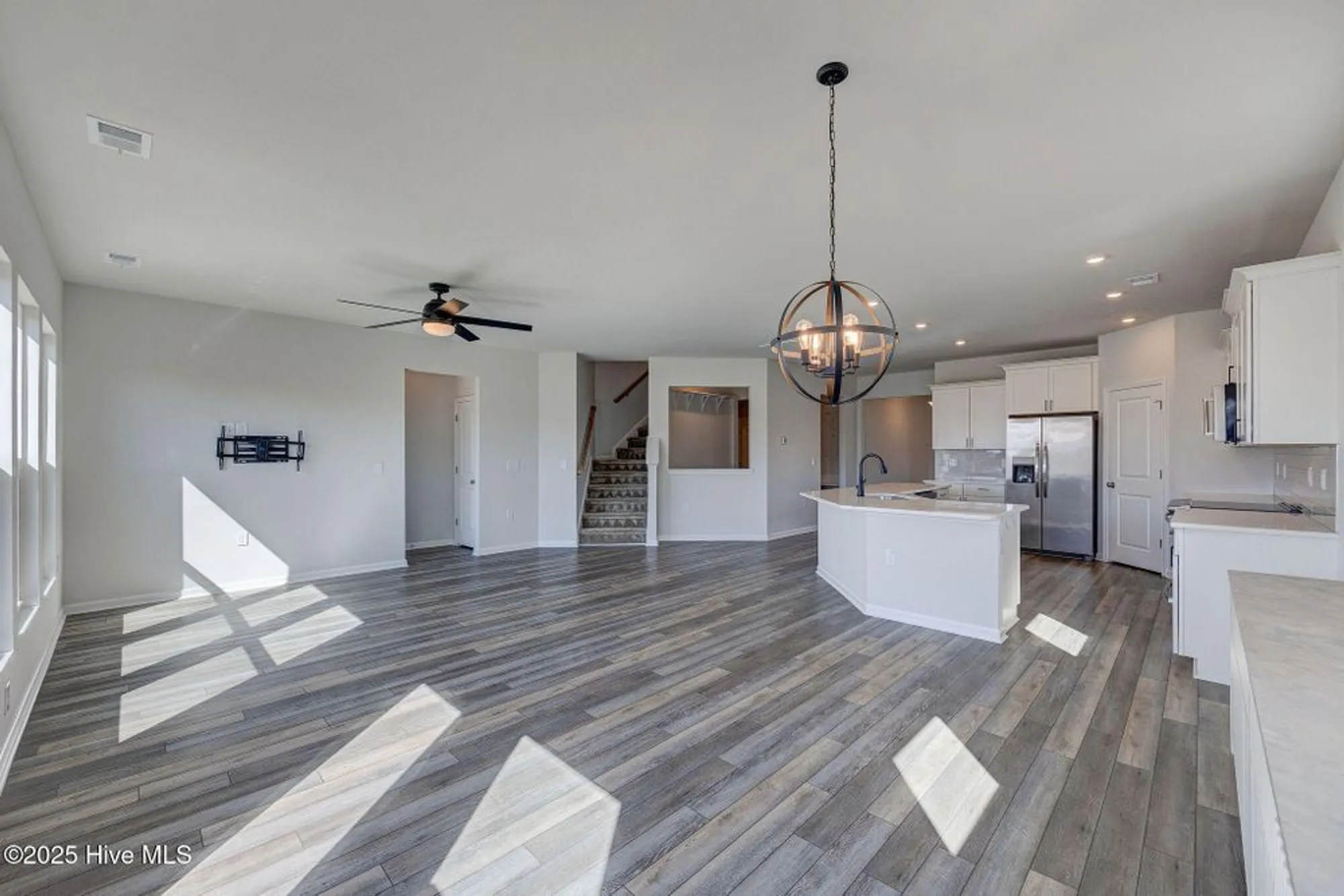 Property Slideshow image 11 of 39 | 1369 trisail ter, Wilmington, NC, 28412