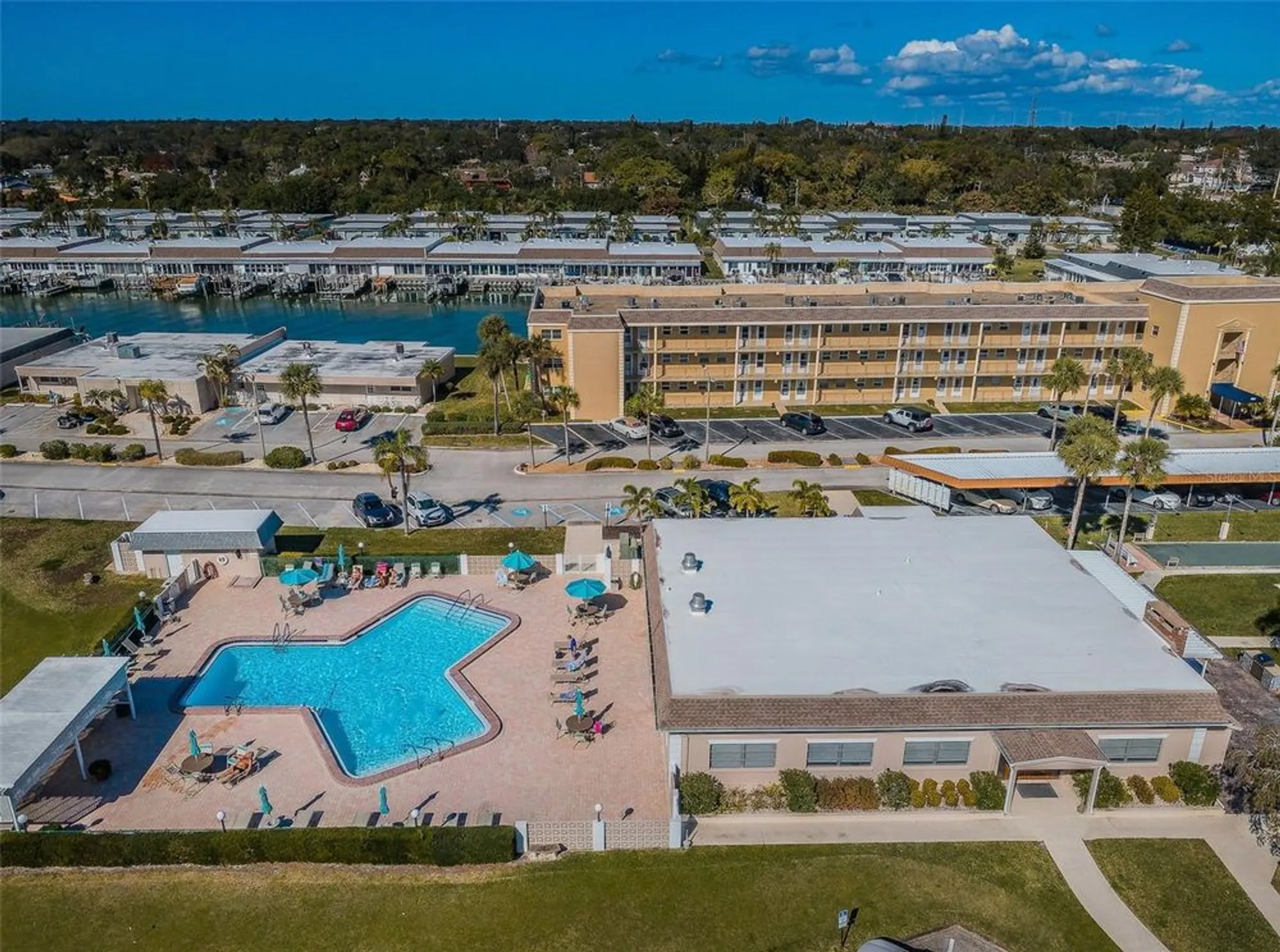 Property Slideshow image 39 of 89 | 1 boca ciega point blvd apt 314, Saint Petersburg, FL, 33708