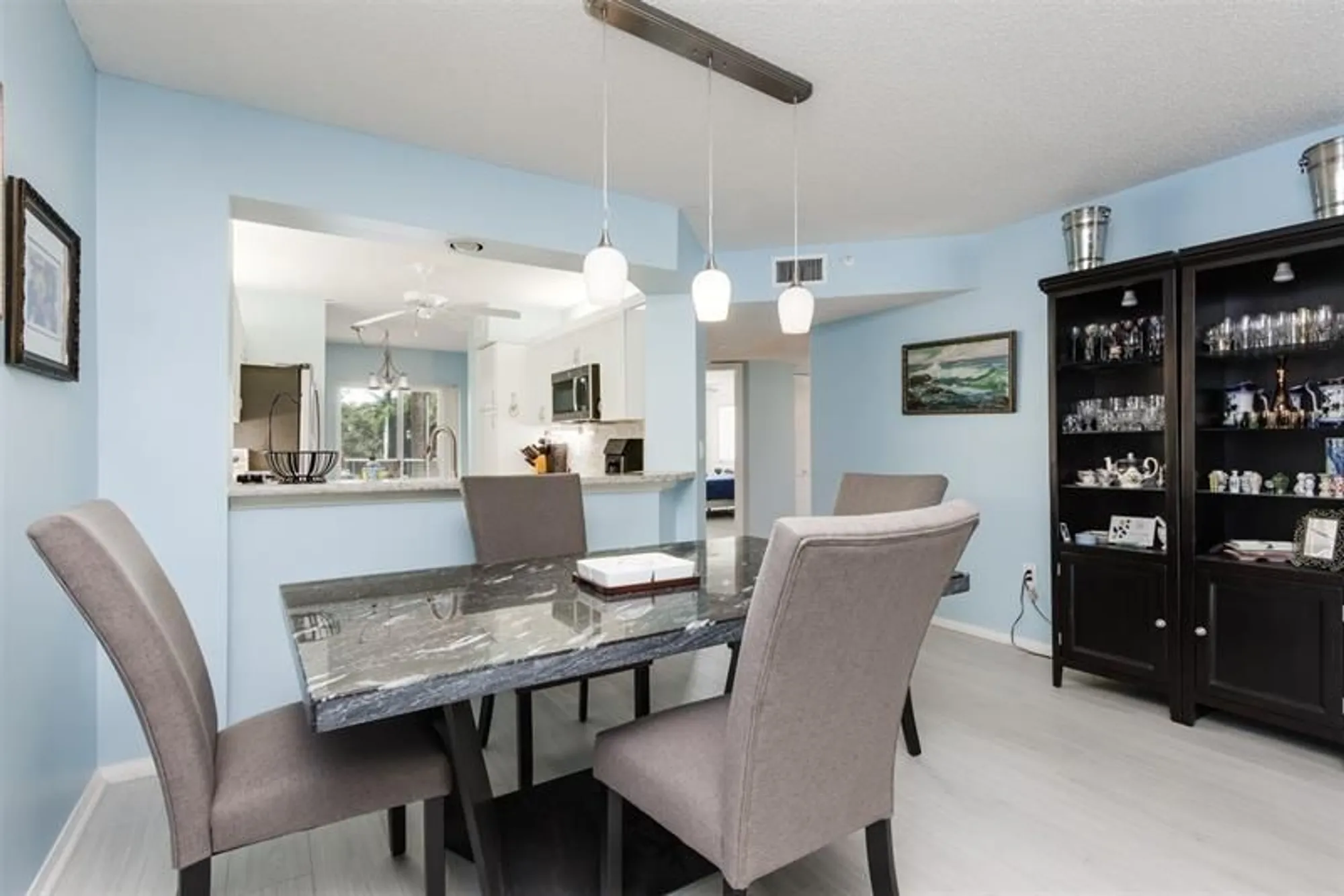 Property Slideshow image 8 of 33 | 9539 weldon cir f201, Tamarac, FL, 33321