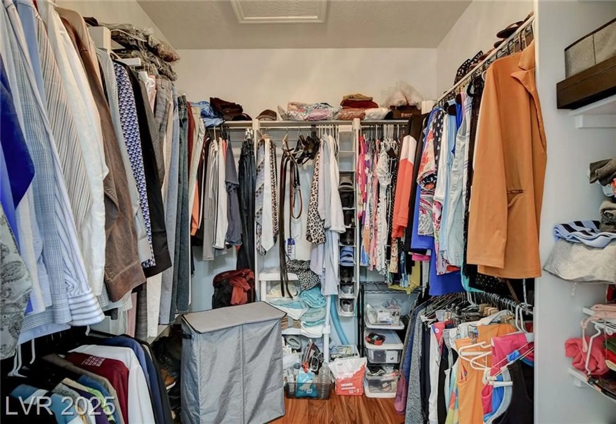 Property Slideshow image 28 of 72 | 2576 binary stars st, Henderson, NV, 89044